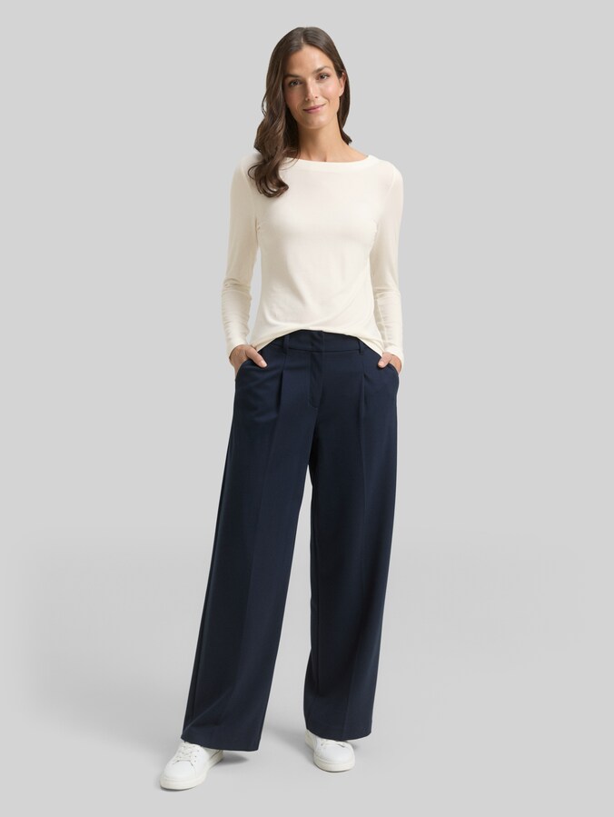 Slim Fit Langarmshirt mit U-Boot-Ausschnitt von Women, Whisper White
