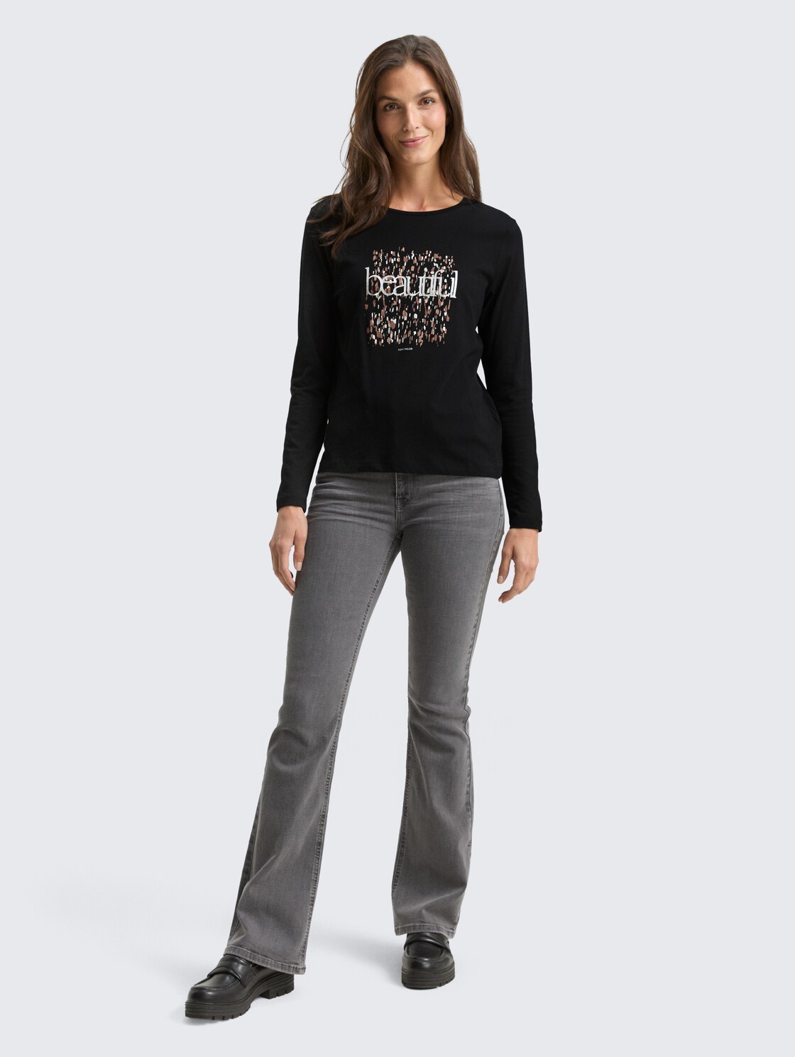 Langarmshirt mit Print - deep black - Model-Vorderansicht