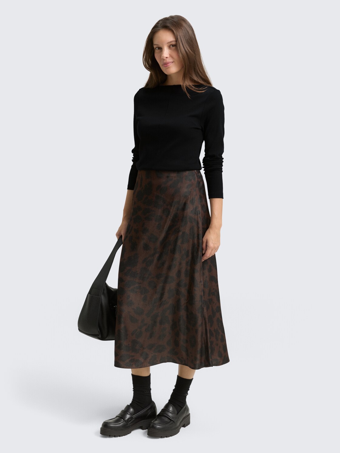 Slim Fit Langarmshirt - deep black - Model-Vorderansicht