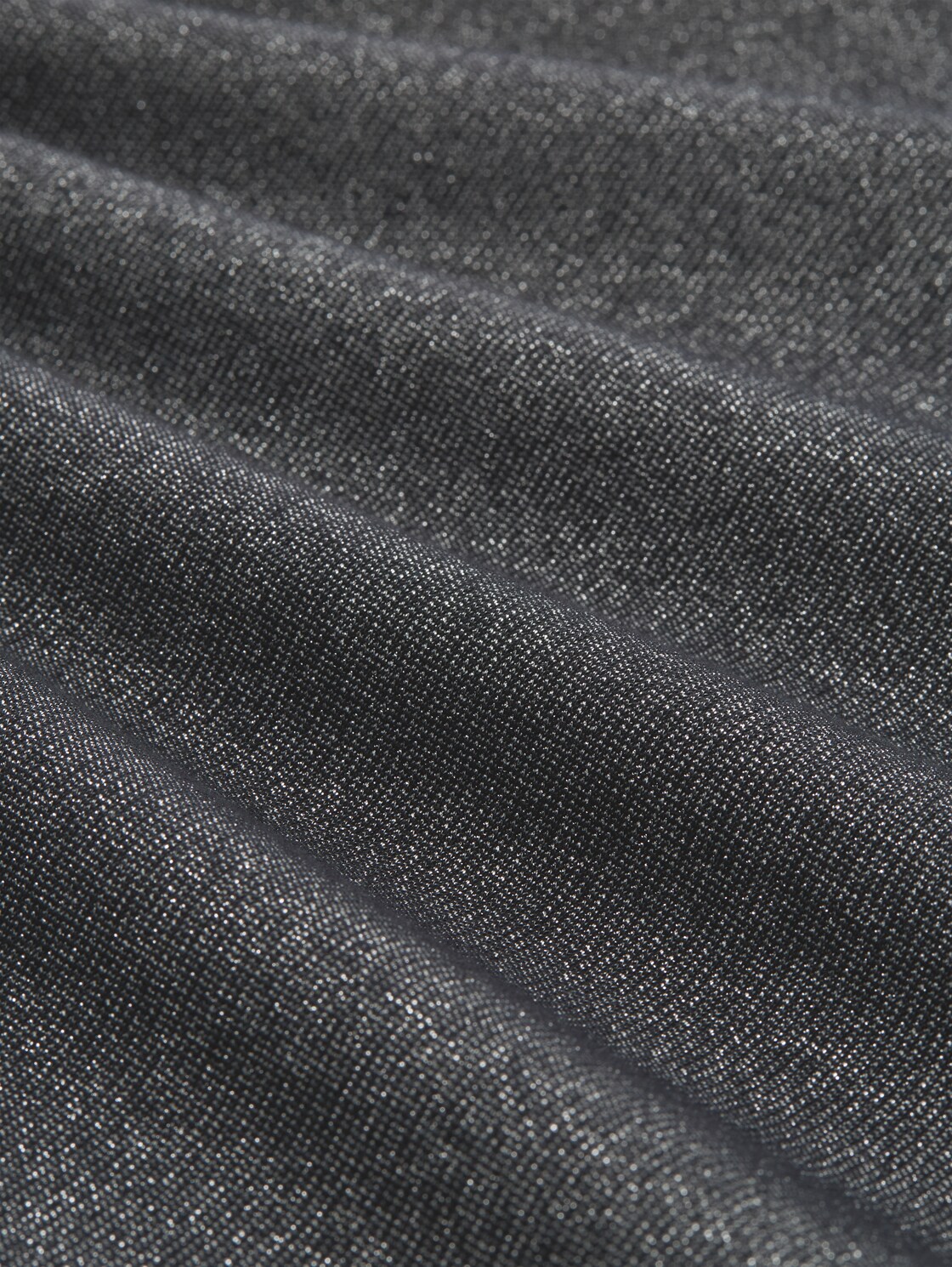 Slim Fit Langarmshirt mit Glitzer-Effekt - black glitter - Material-Ansicht