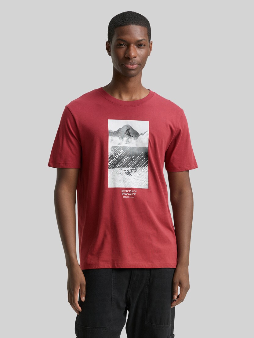 T-Shirt mit Foto-Print von Denim Male, burnt russet
