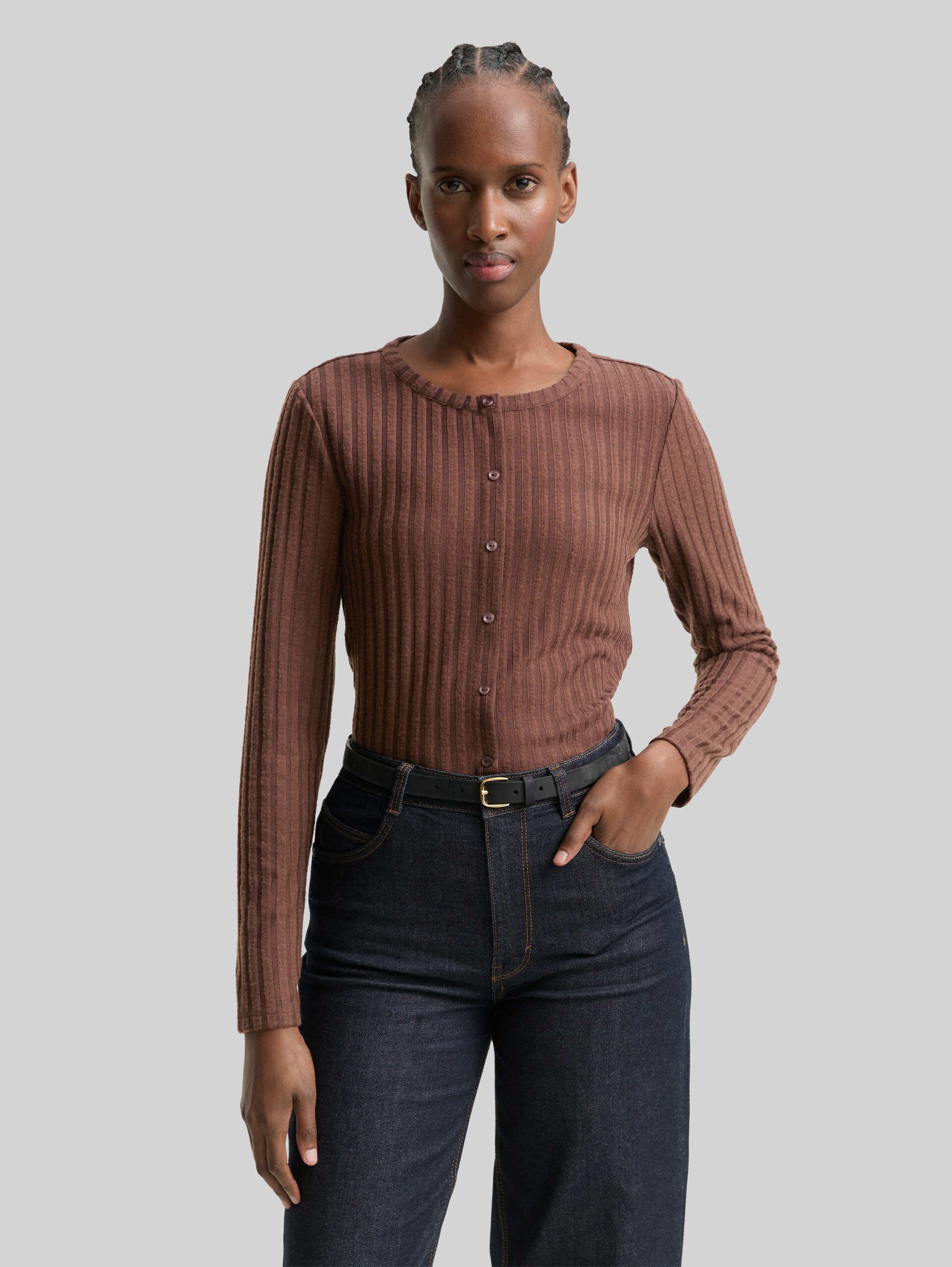 Slim fit long-sleeved shirt with decorative button placket - soft chocolate brown - Neckline model front view