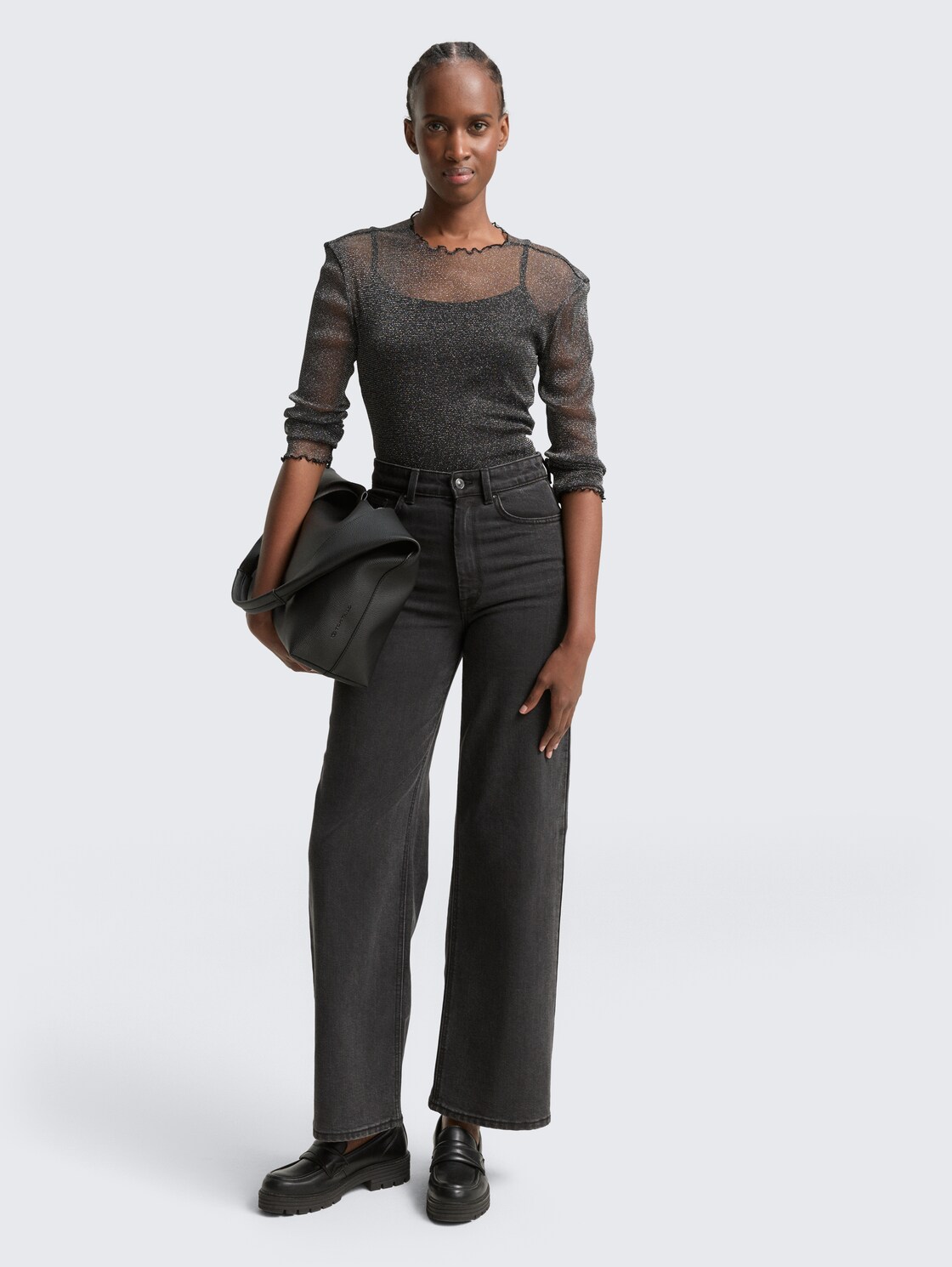 Mesh Langarmshirt mit Glitzer-Effekt - black with silver - Model-Vorderansicht