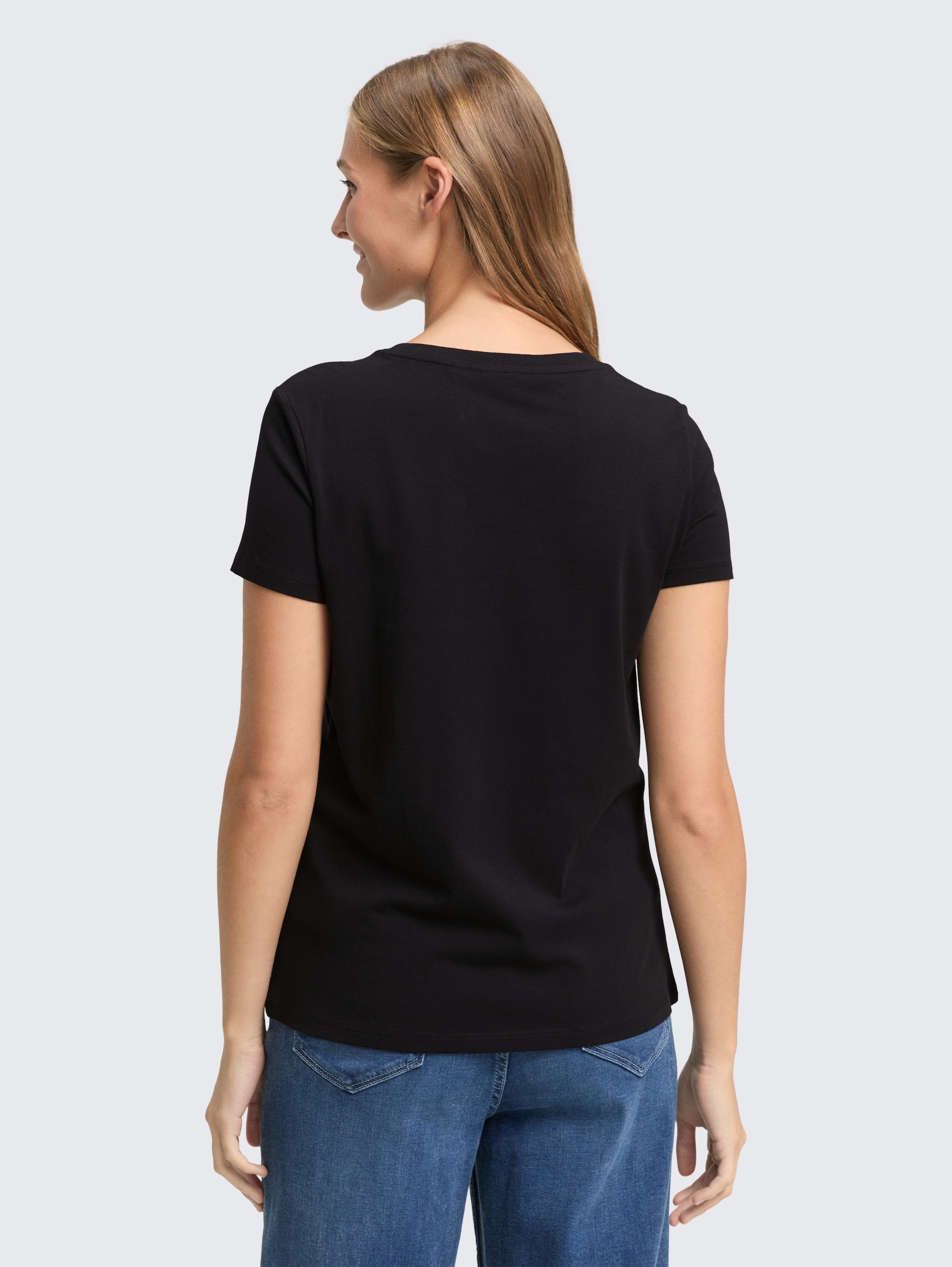 T-Shirt mit Print - deep black - Auschnitt Model-Rückansicht