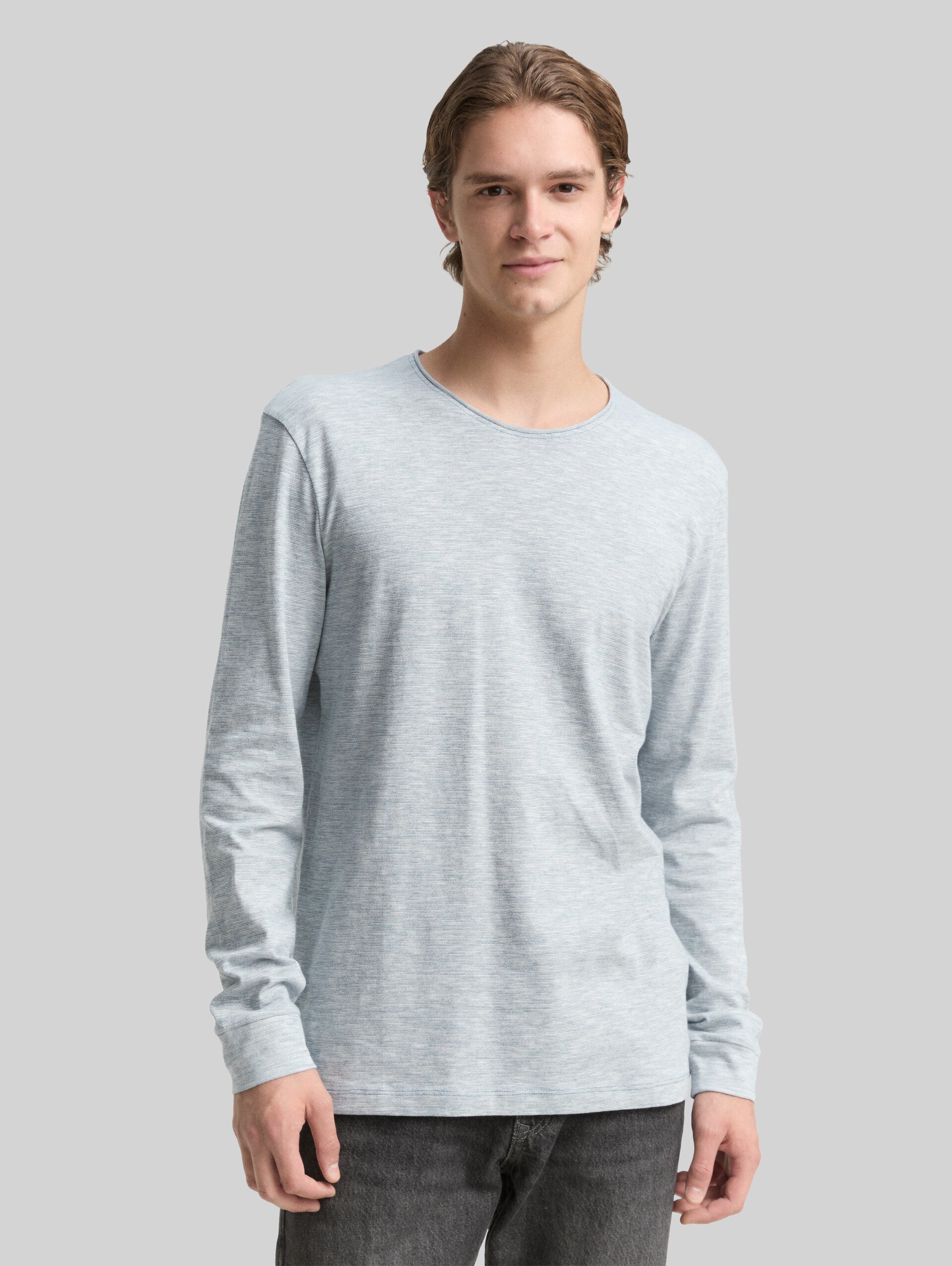 Long-sleeved shirt with blended look - dusty denim blue - Neckline model front view