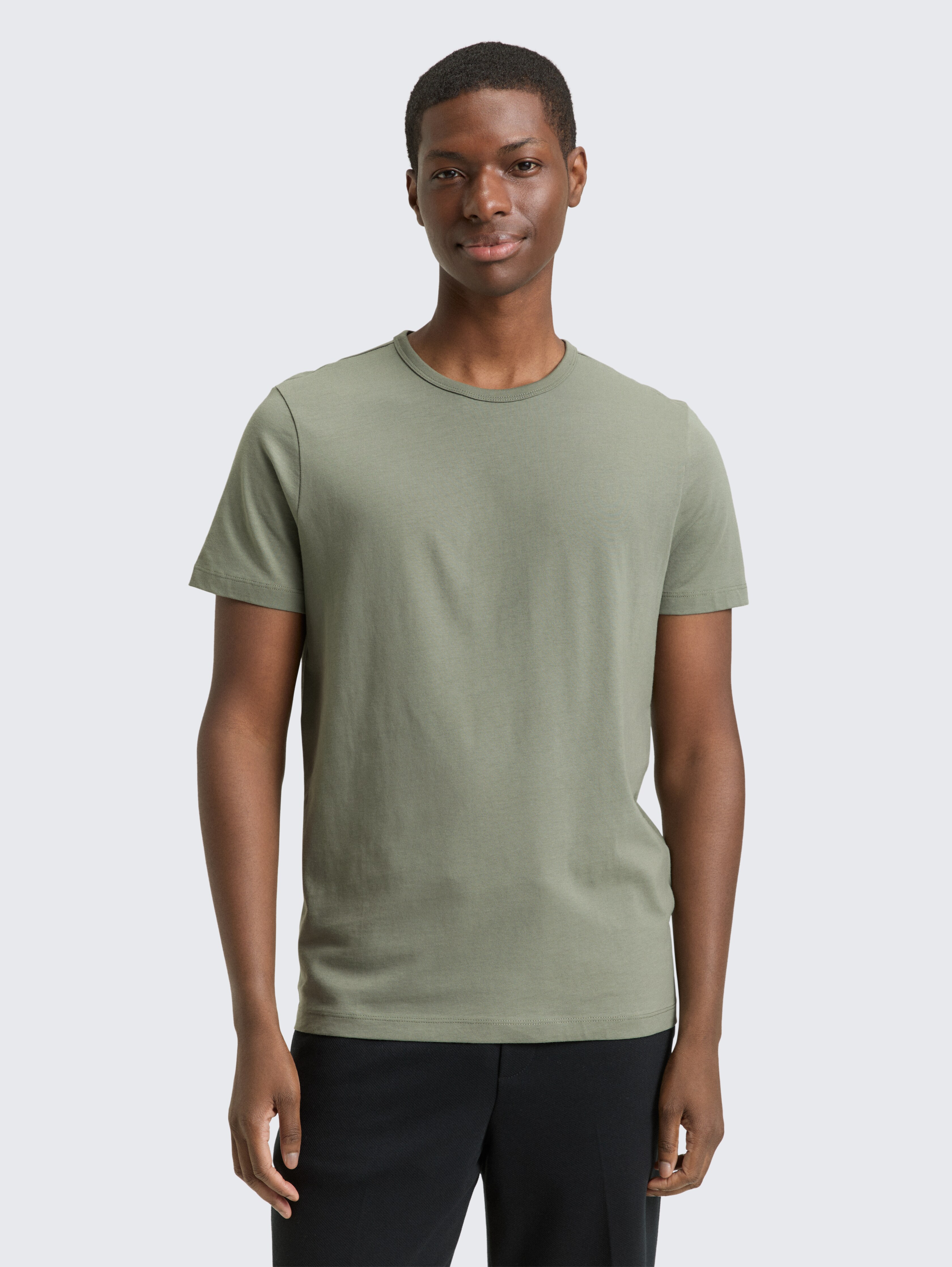 Slim Fit T-Shirt aus Baumwolle von Denim Male, dusty mid olive