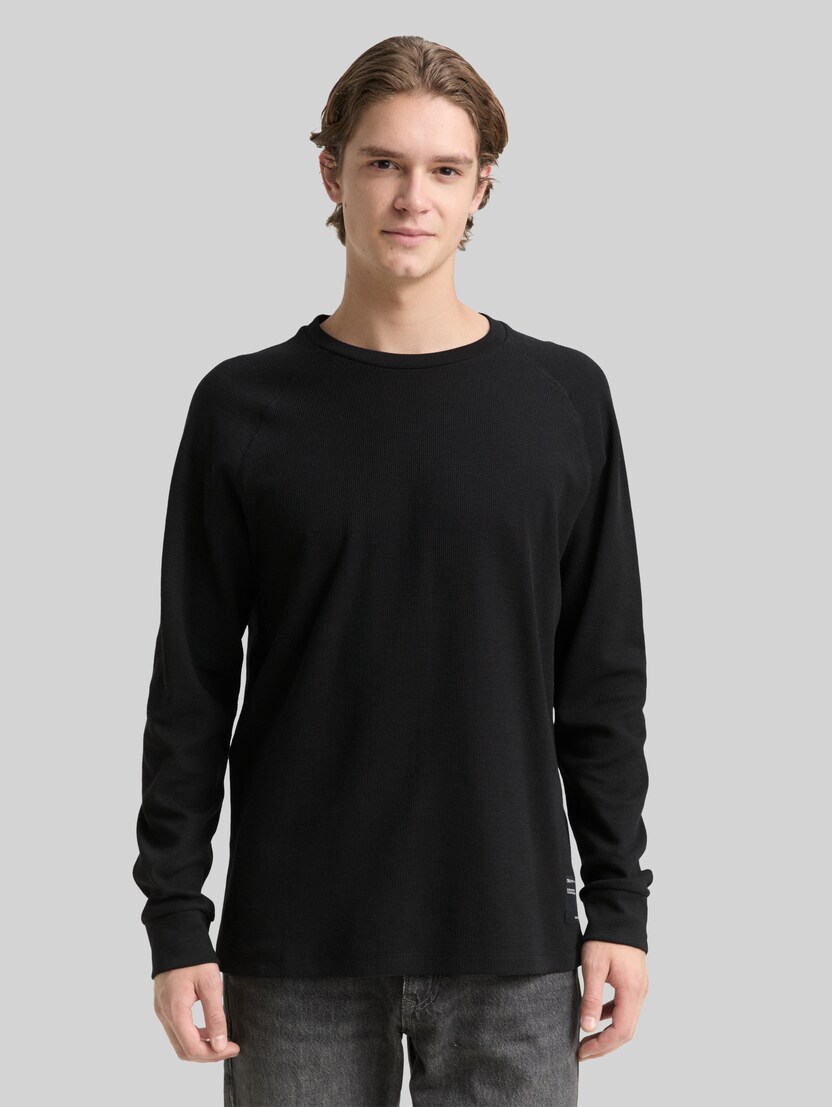 Langarmshirt mit Waffelstruktur von Denim Male, Black