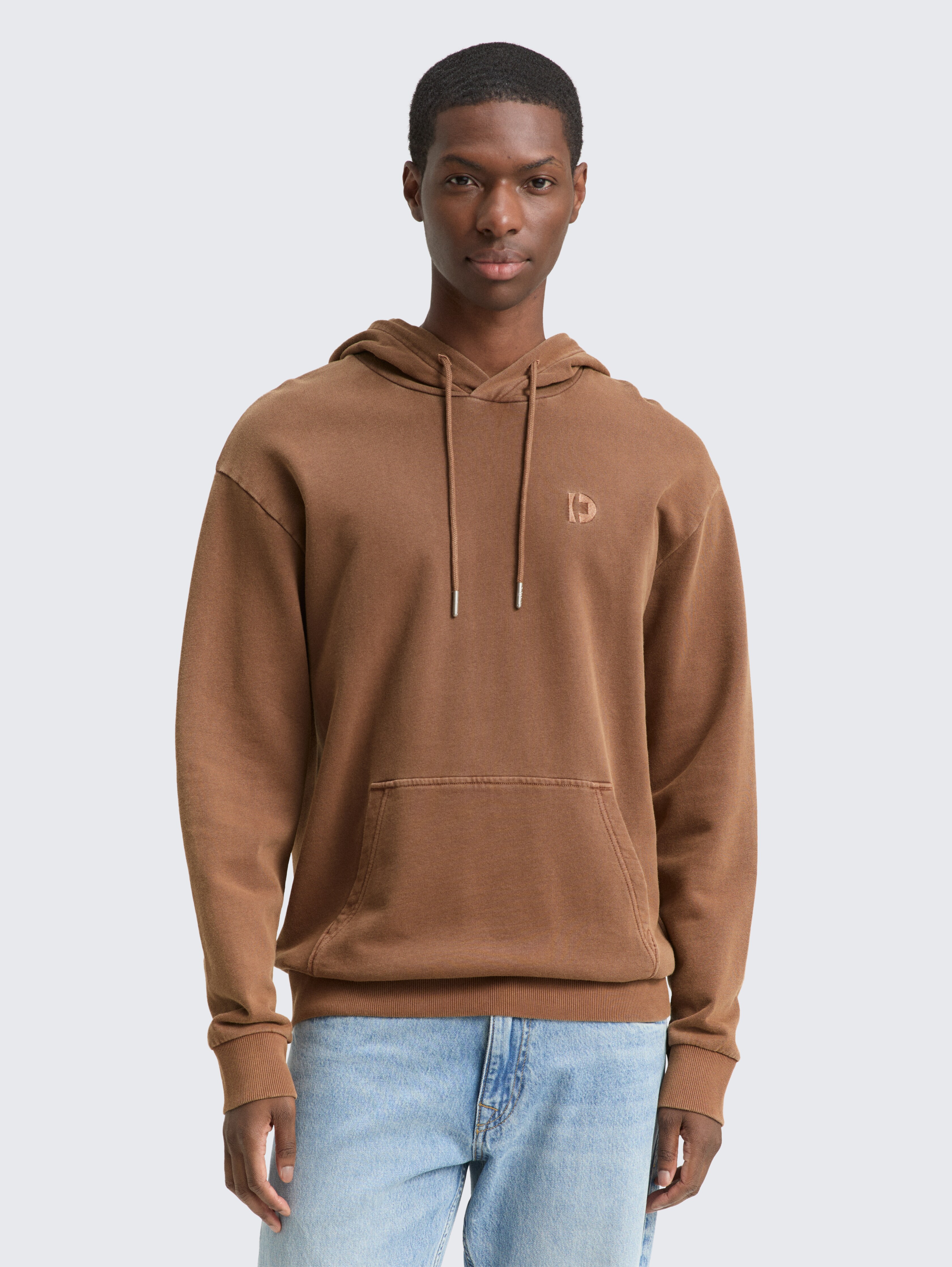 Overdyed Hoodie Sweatshirt von Denim Male, Golden Clay