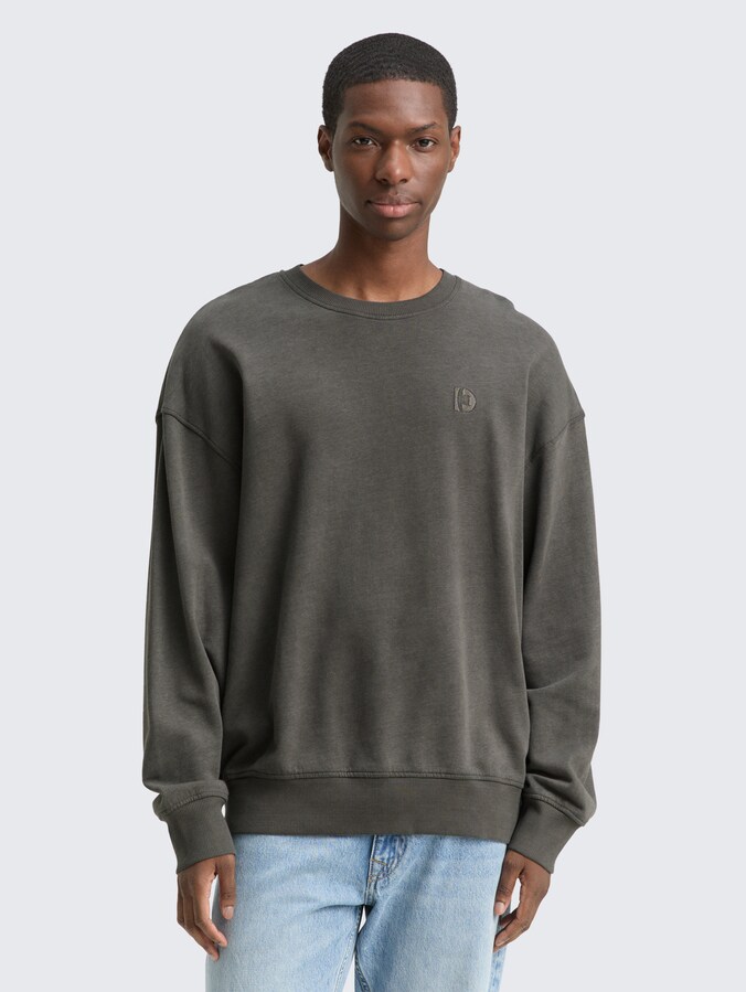 Relaxed overgeverfd sweatshirt door Denim Male, Black