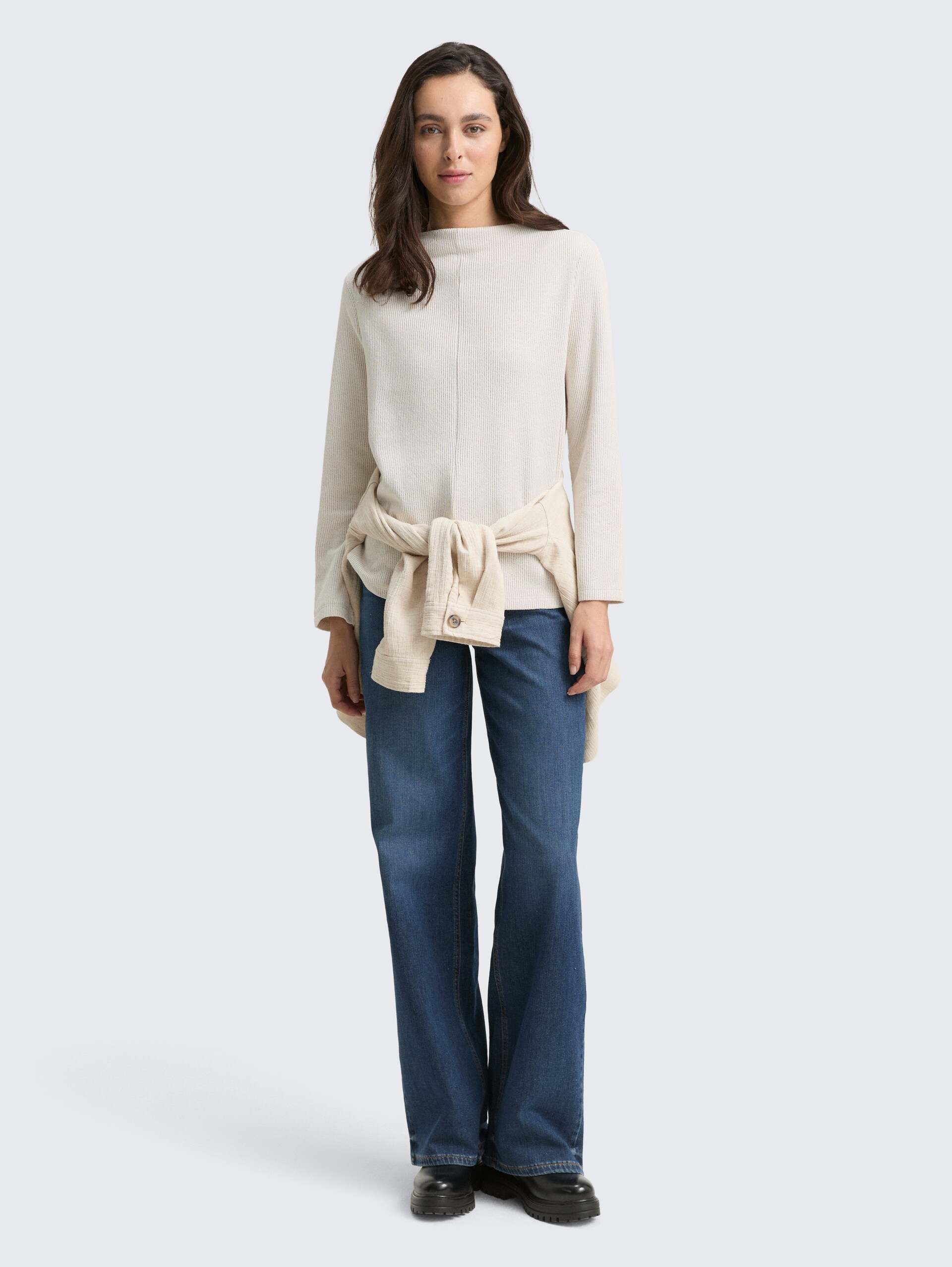 Sweatshirt mit Stehkragen - sand stone beige melange - Model-Vorderansicht