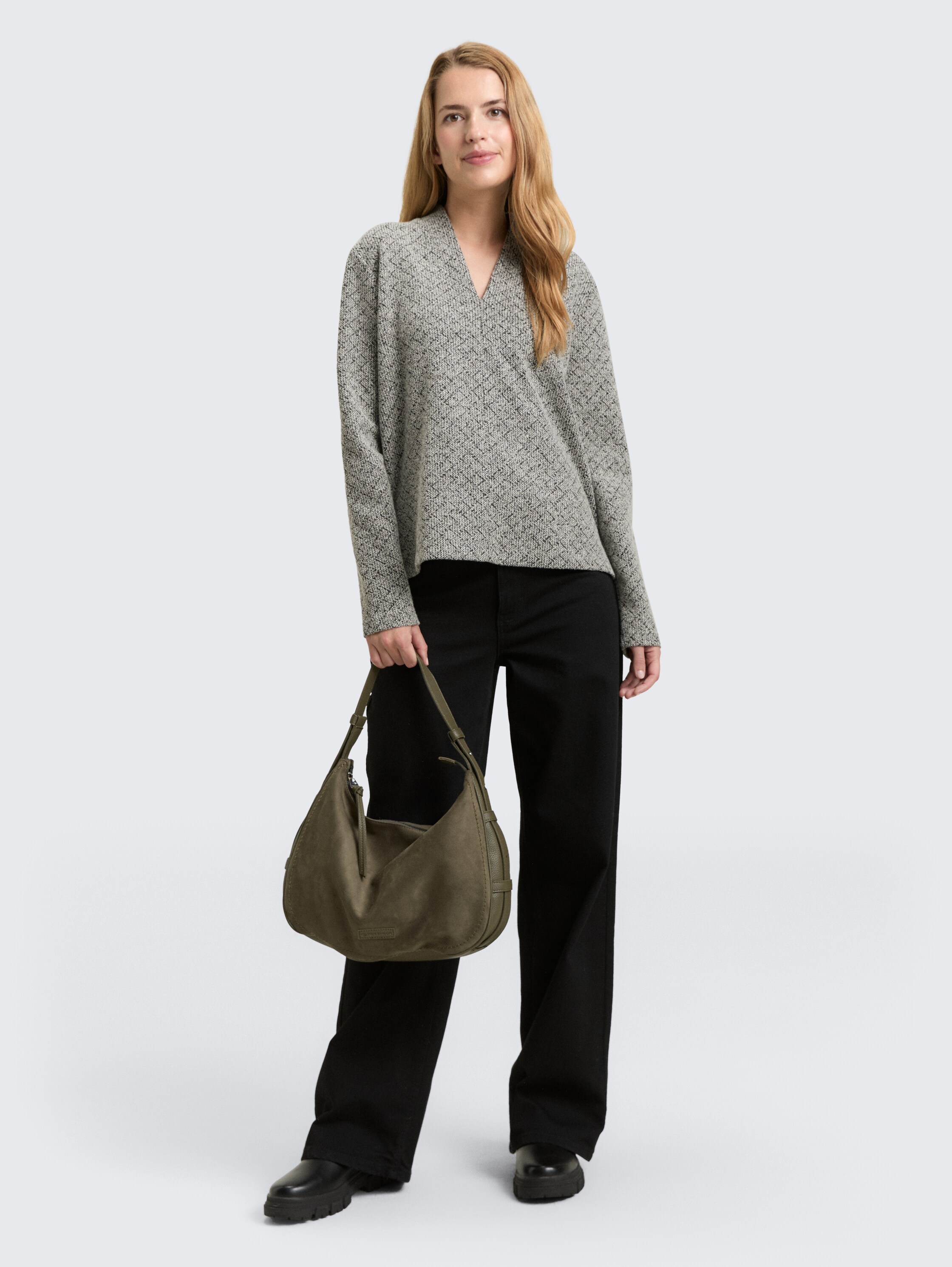 Sweatshirt with V-neck - black_white_argyle_structure - 