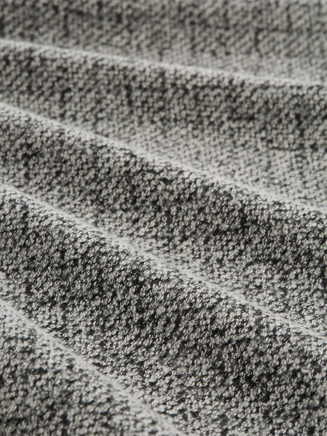 Loose Fit Sweatjacke mit Stehkragen - black white argyle structure - Material-Ansicht