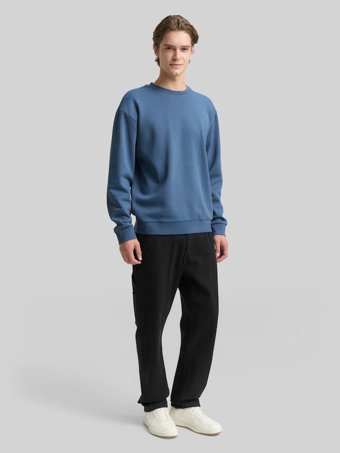 Sweatshirt mit Logo-Badge von Denim Male, dusty denim blue