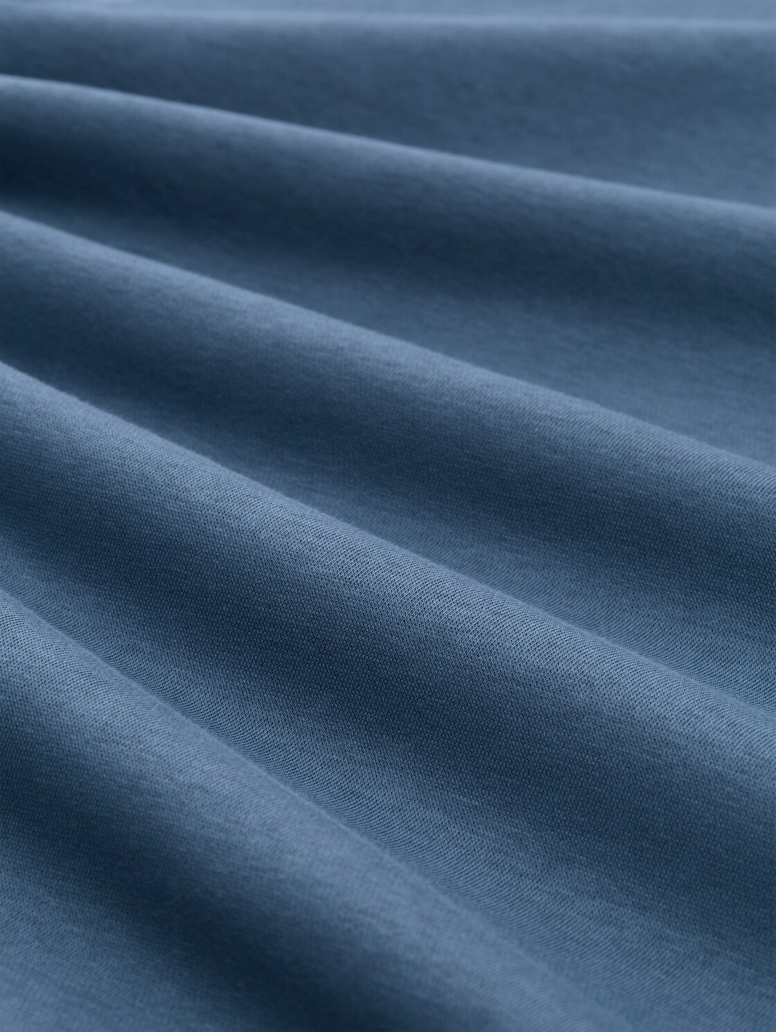 Sweatshirt mit Logo-Badge - dusty denim blue - Material-Ansicht