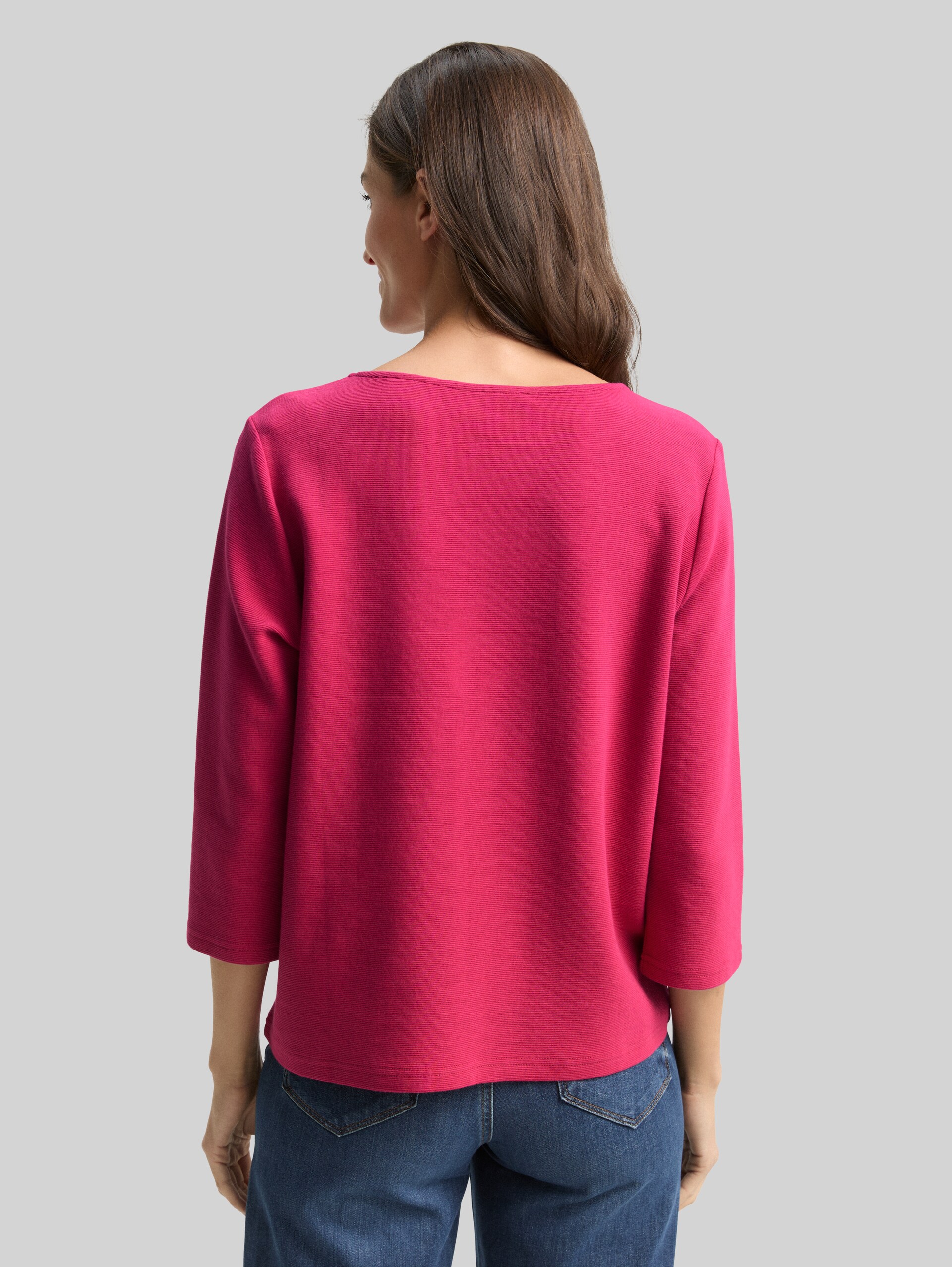 Long-sleeved shirt with ottoman texture - cherry granita - Neckline model-back view