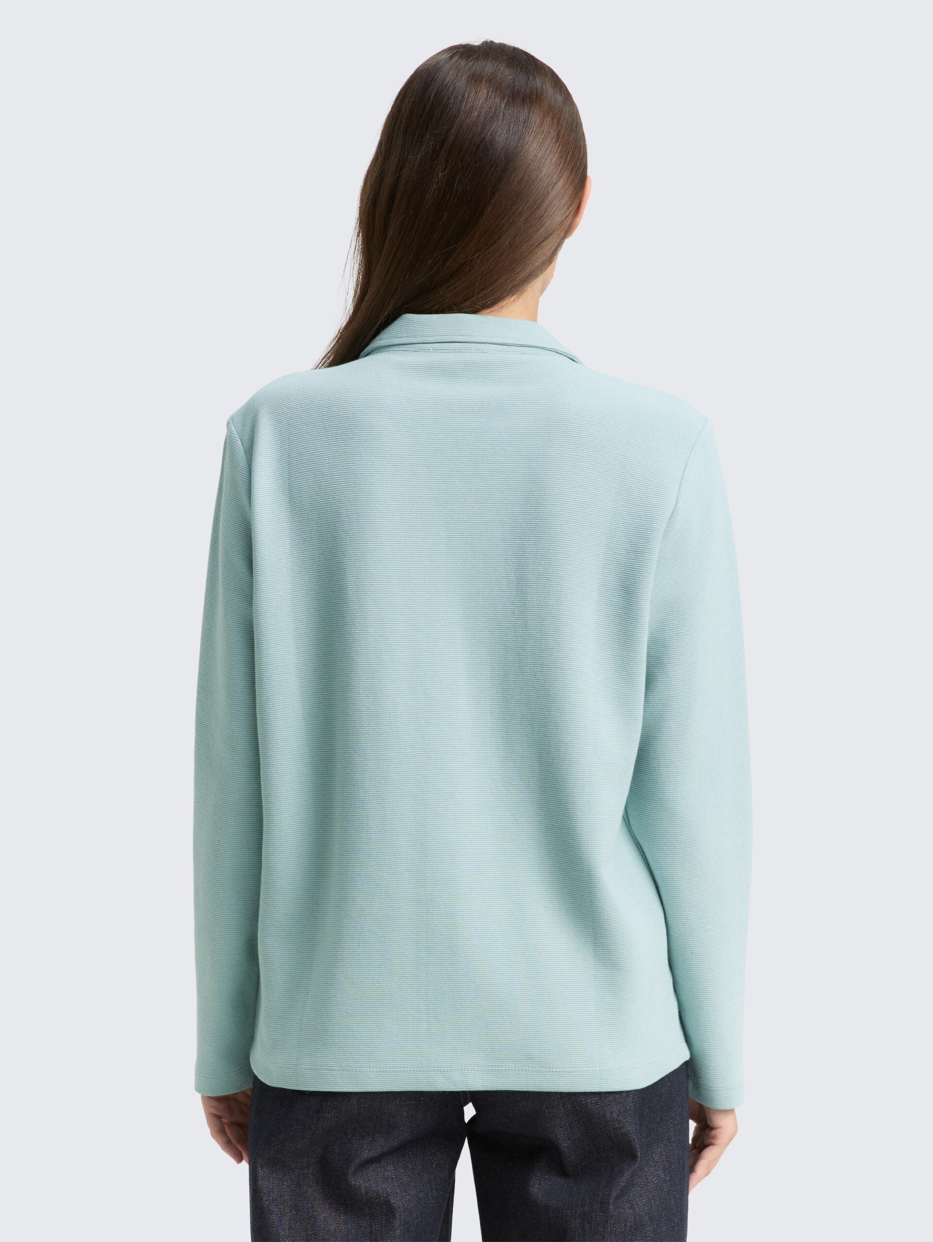 Langarmshirt mit Polokragen - white moss - Auschnitt Model-Rückansicht