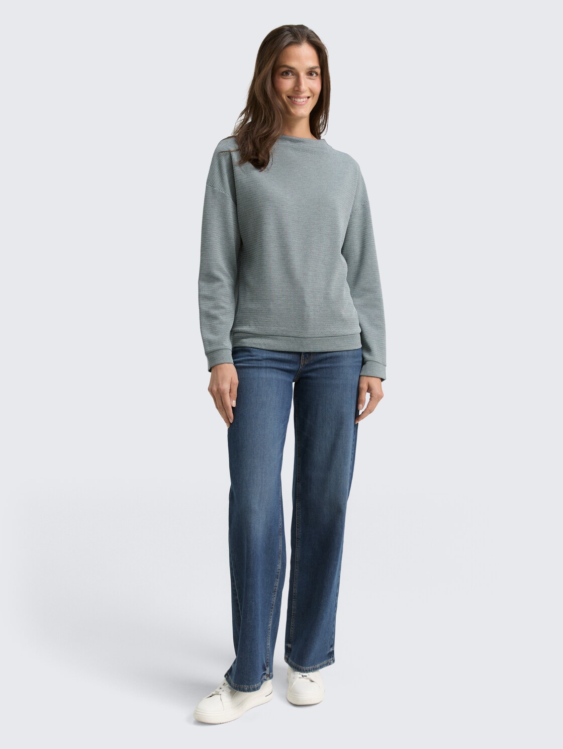 Loose Fit Sweatshirt mit Stehkragen - black moss wave structure - Model-Vorderansicht