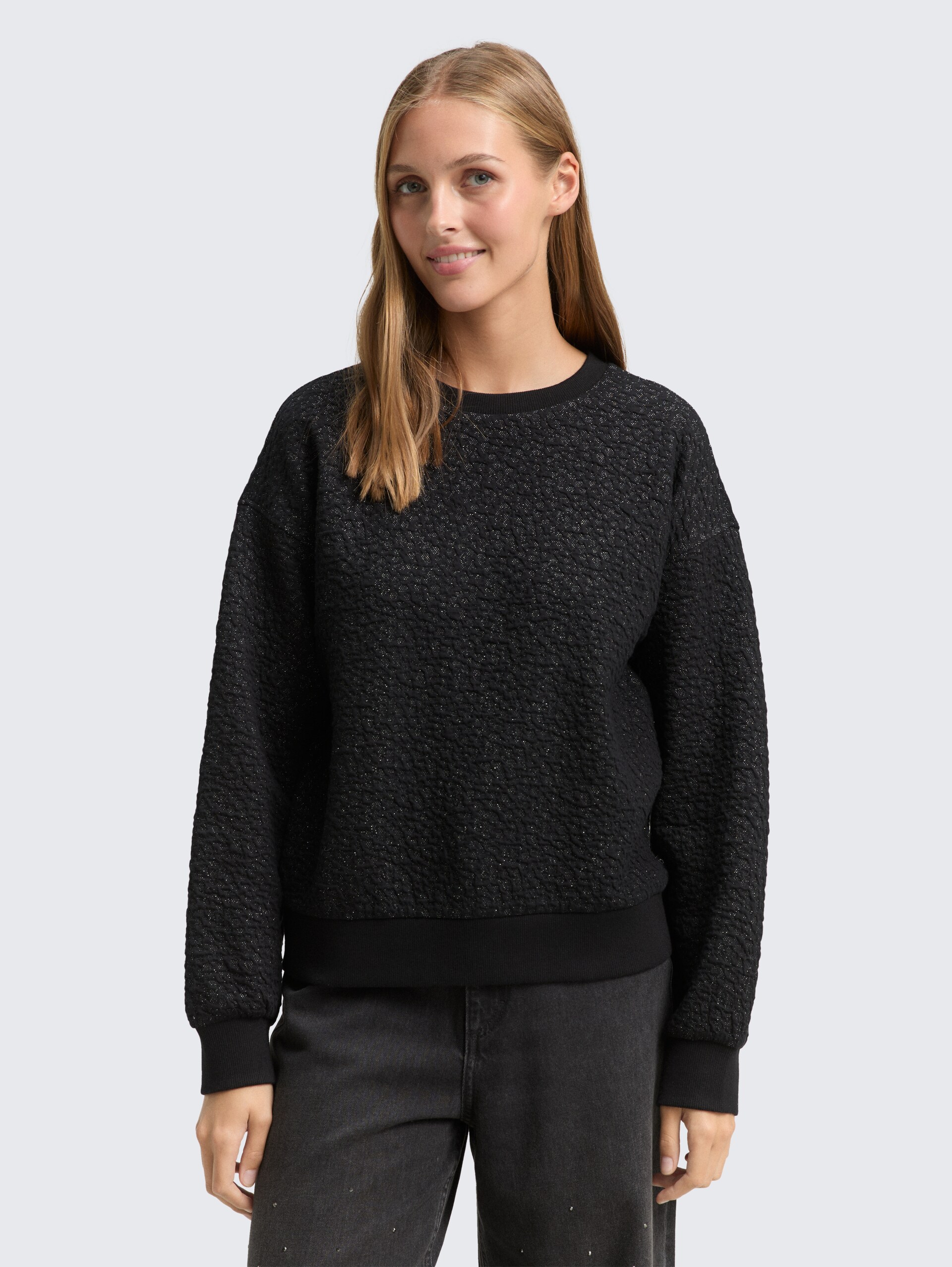 Sweatshirt mit Glitzer-Effekt - black glitter - Ausschnitt Model-Vorderansicht