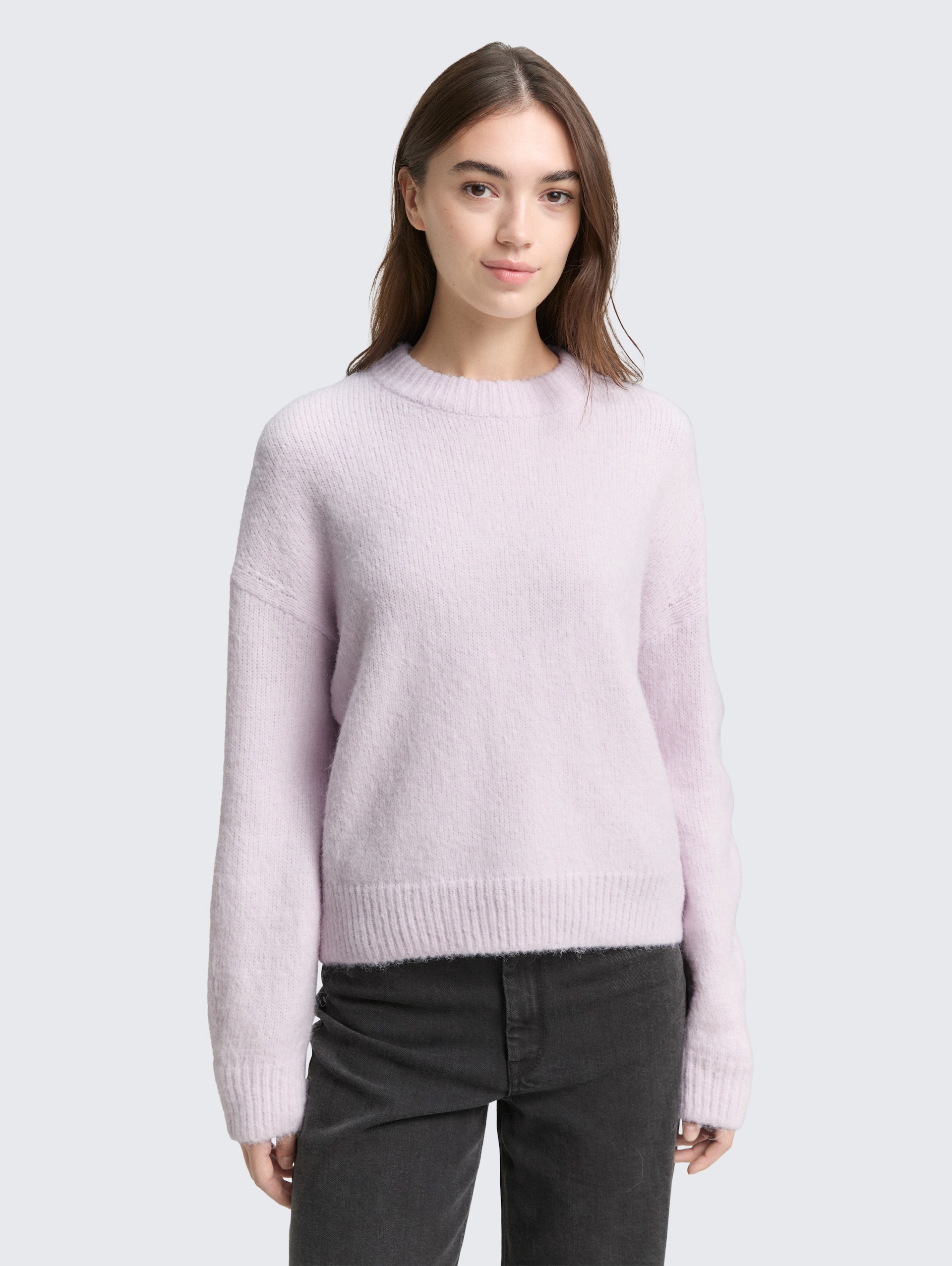 Oversize Strickpullover - lilac fog melange - Ausschnitt Model-Vorderansicht