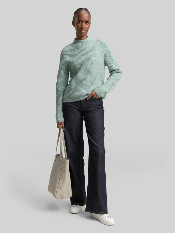 Relaxed Fit Strickpullover mit Stehkragen von Denim Female, Silver Cloud Blue Melange