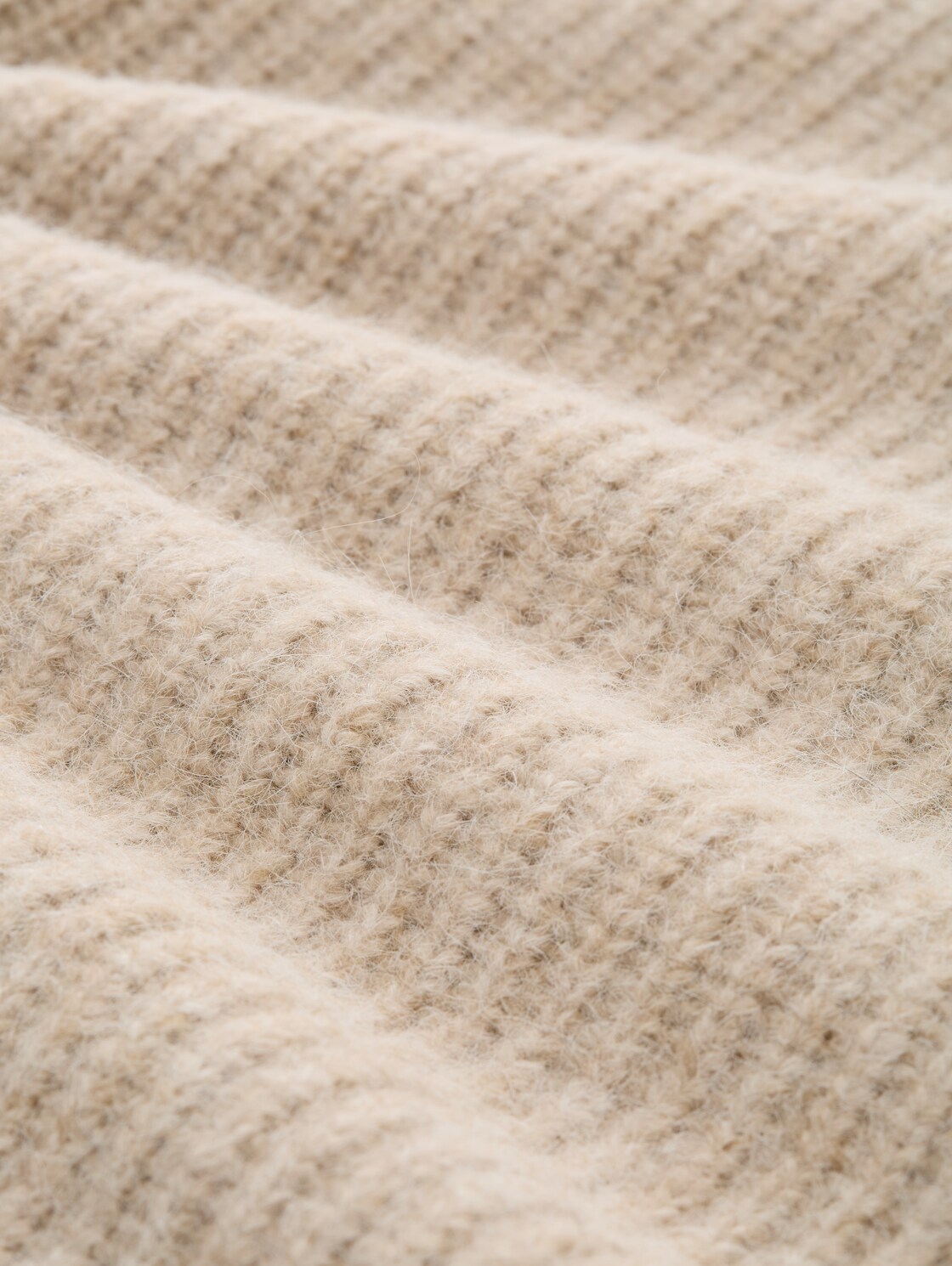 Relaxed Fit Strickpullover mit Stehkragen - cosy beige melange - Material-Ansicht