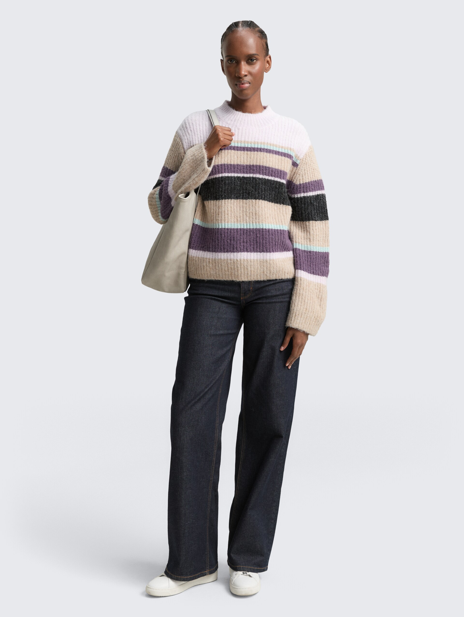 Relaxed Fit Strickpullover mit Streifenmuster - beige lilac multicolor stripe - Model-Vorderansicht
