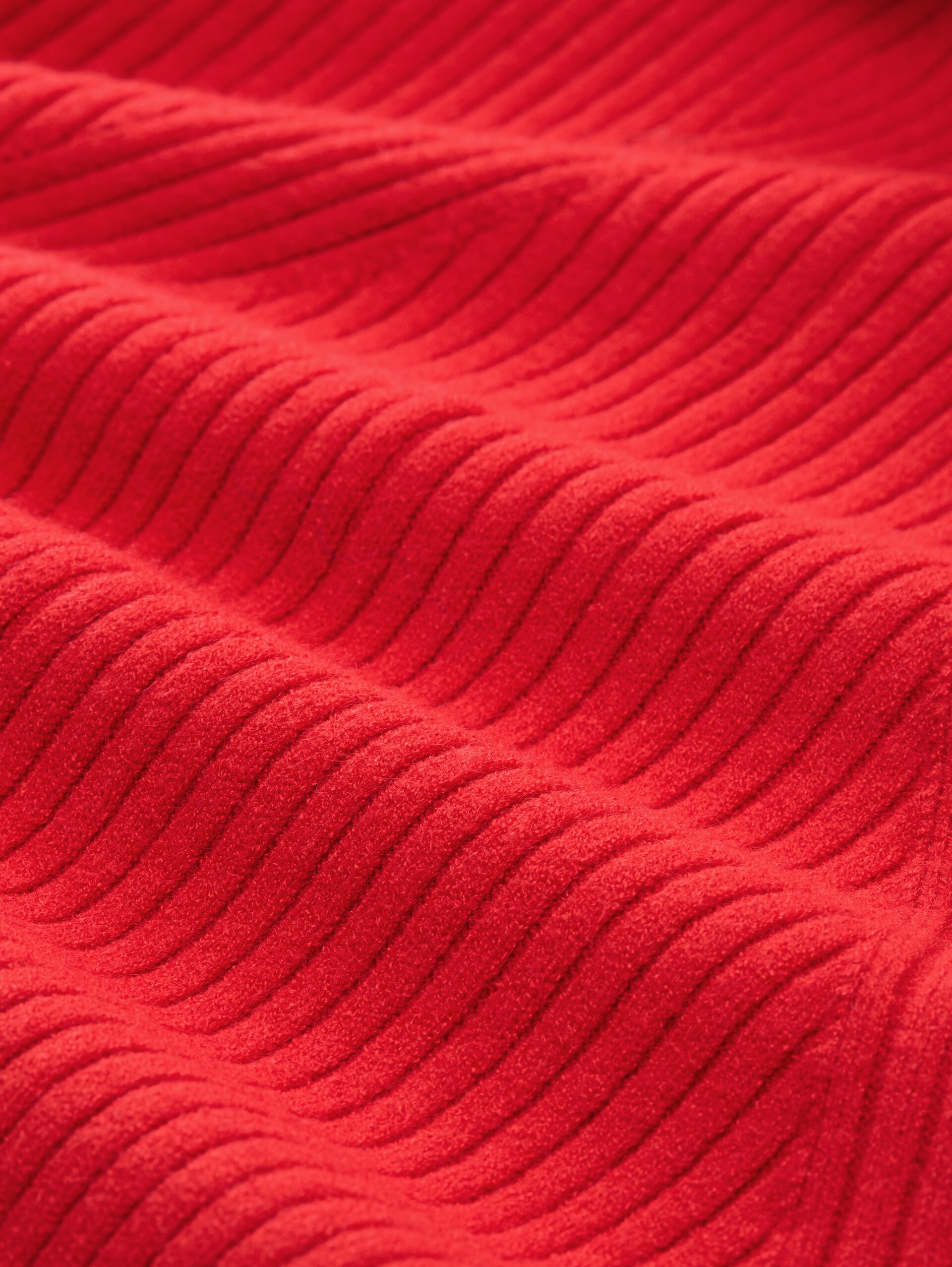 Fitted Mini-Kleid aus Rippstrick - brilliant red - Material-Ansicht