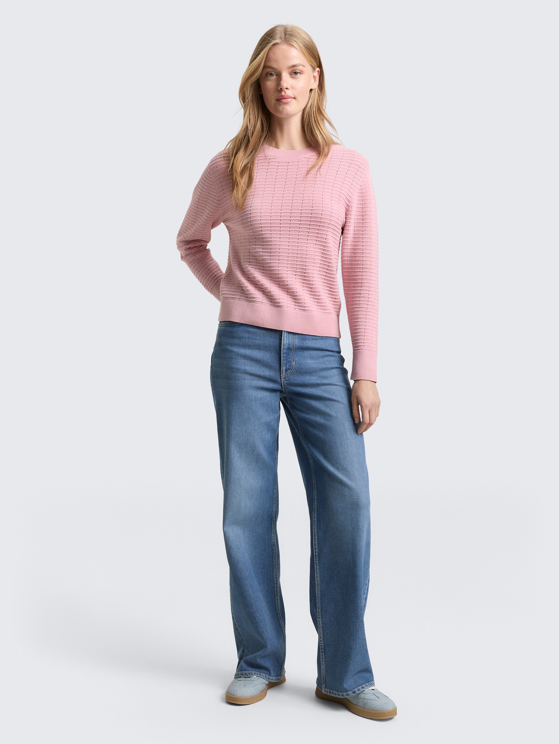 Strickpullover mit Rundhalsausschnitt - soft mauve rose - Model-Vorderansicht