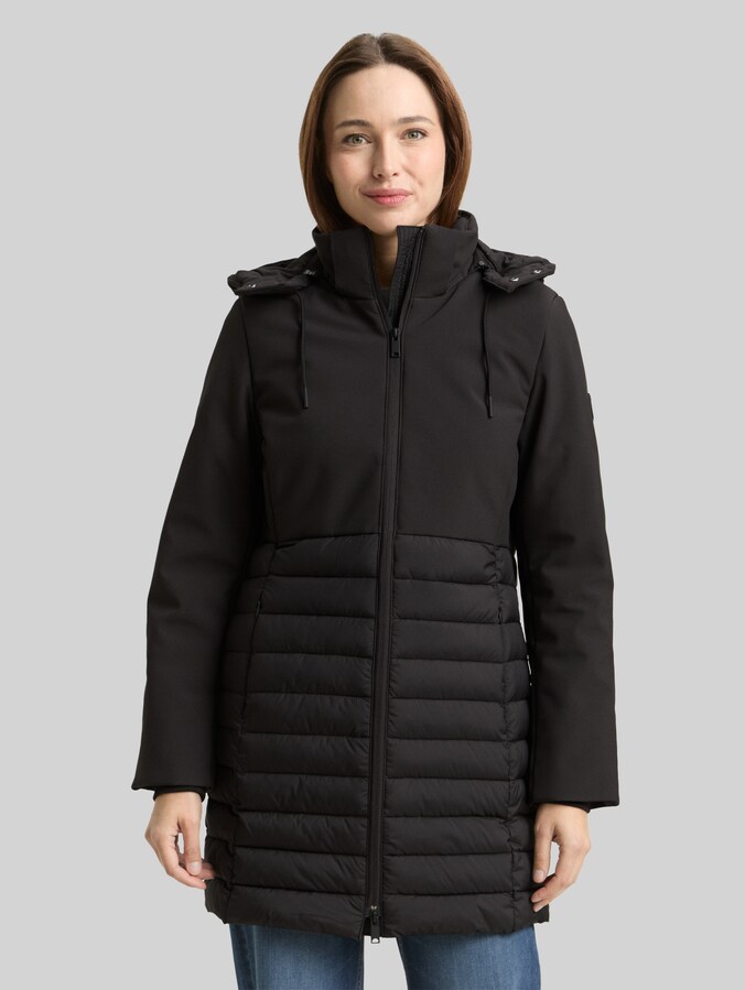 Softshell Hybrid Steppmantel mit Kapuze von Women, deep black