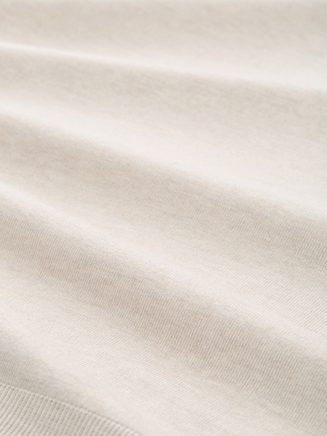 Strickpullover mit Knopf-Details - sand stone beige melange - Material-Ansicht