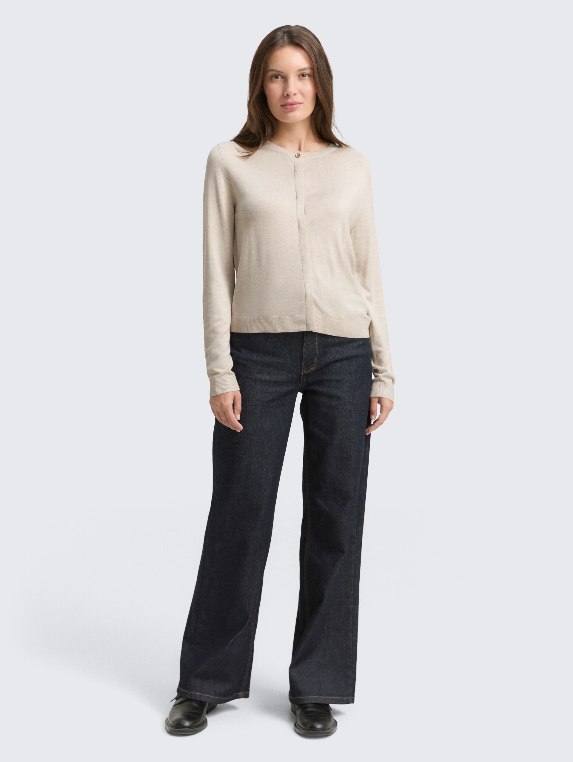 Cardigan mit verdeckter Knopfleiste - sand stone beige melange - Model-Vorderansicht