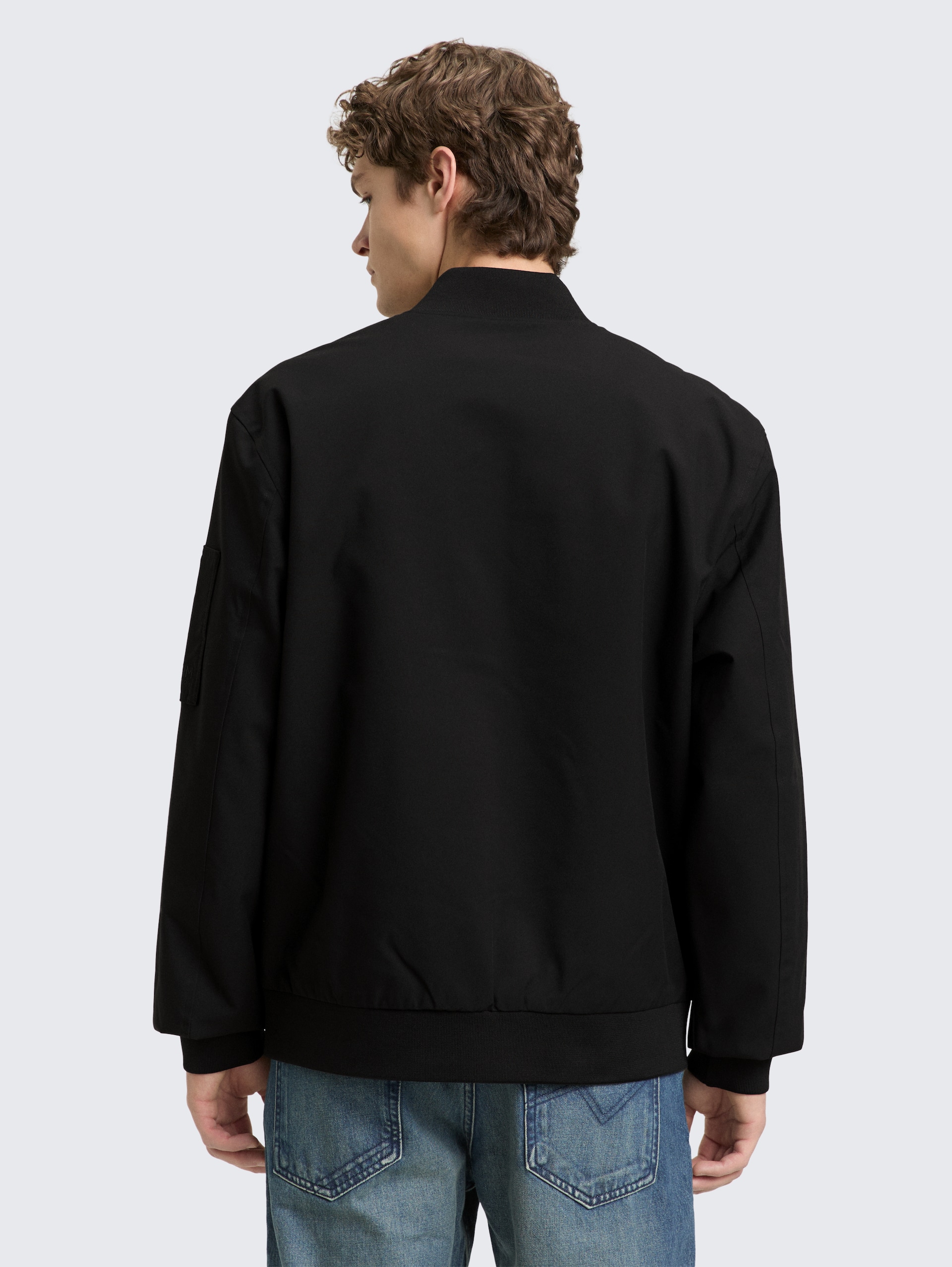 Blouson aviateur en matière déperlante - Black - Vue arrière du modèle