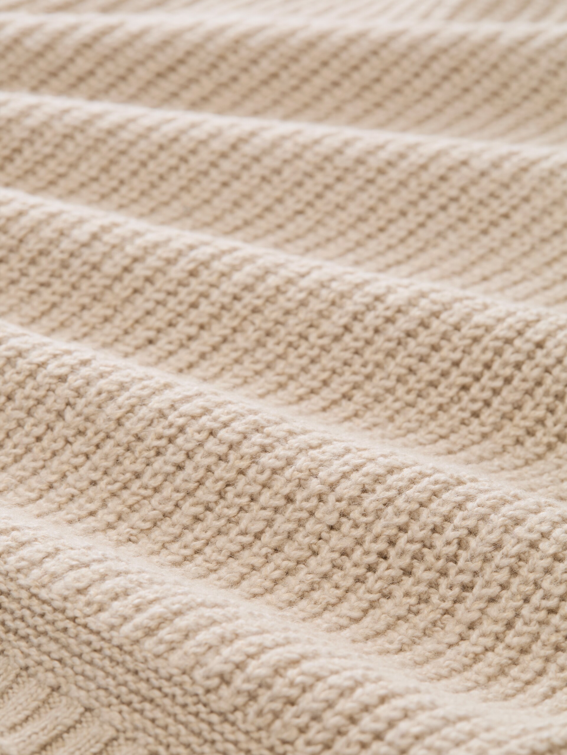 Pull à col roulé ample - gravel beige melange - Vue de la matière