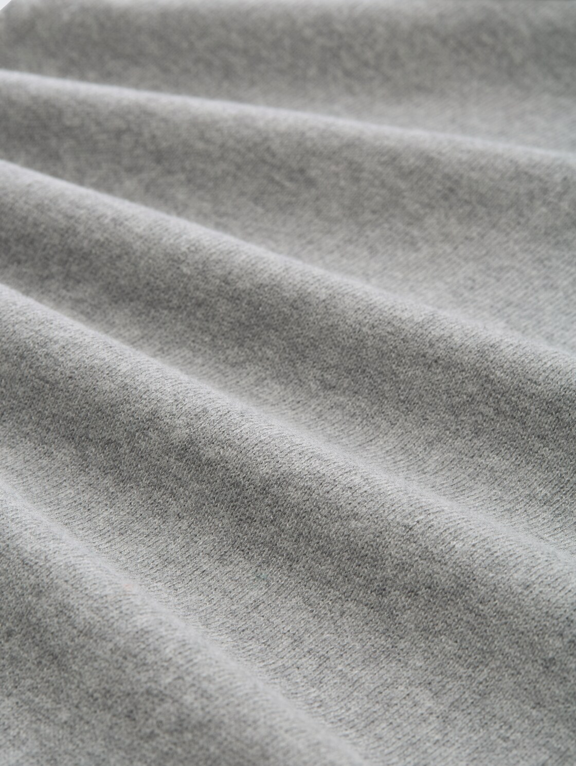 Strickkleid mit Kaschmir-Anteil - medium silver grey melange - Material-Ansicht