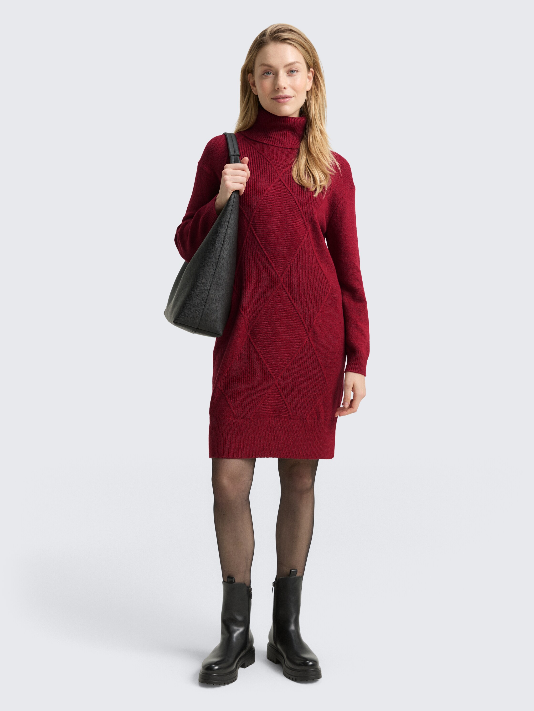 Loose fit knitted dress - rumba red melange - side model view