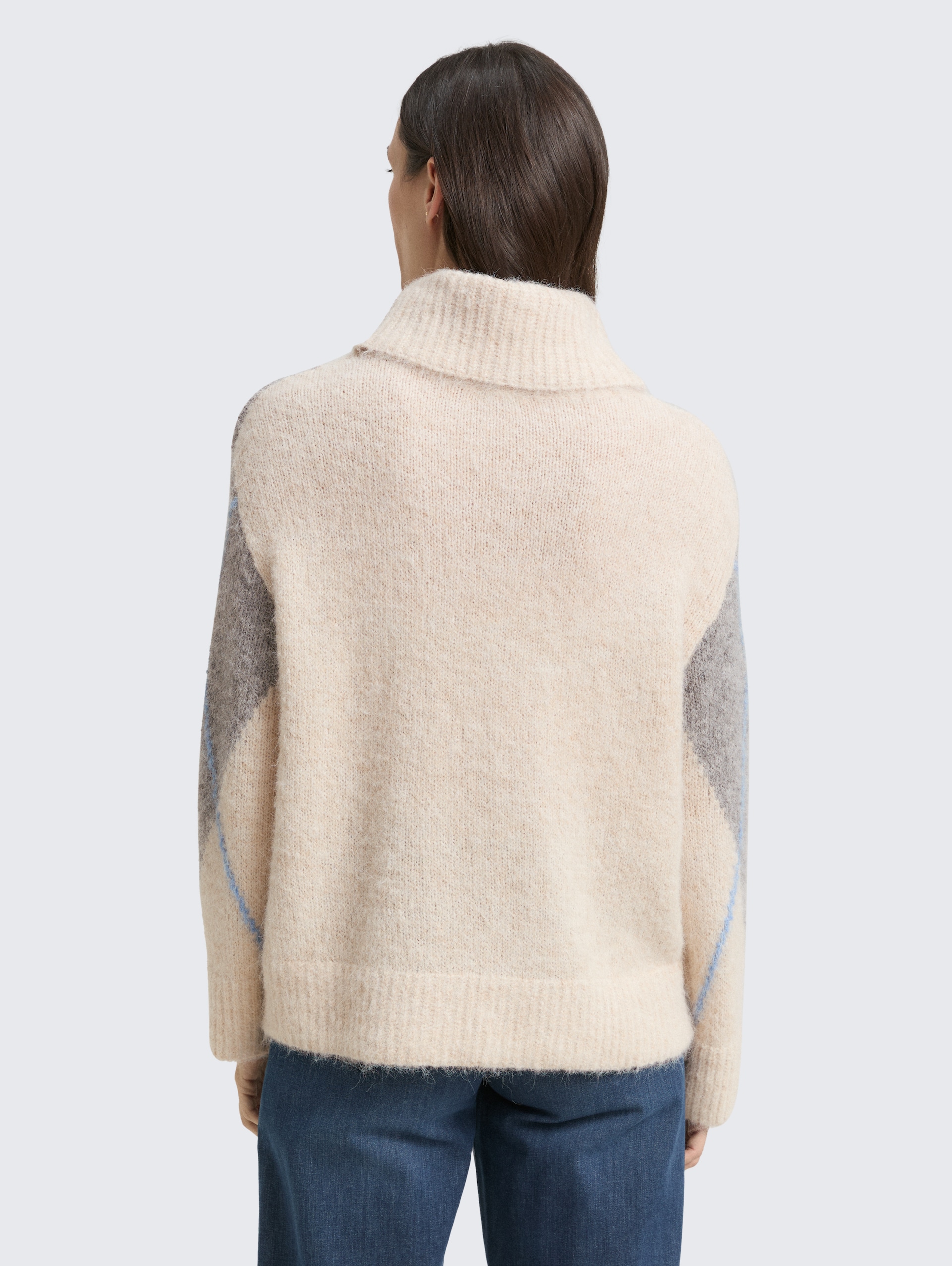 Oversize Rollkragenpullover mit Wollanteil - beige grey argyle knit design