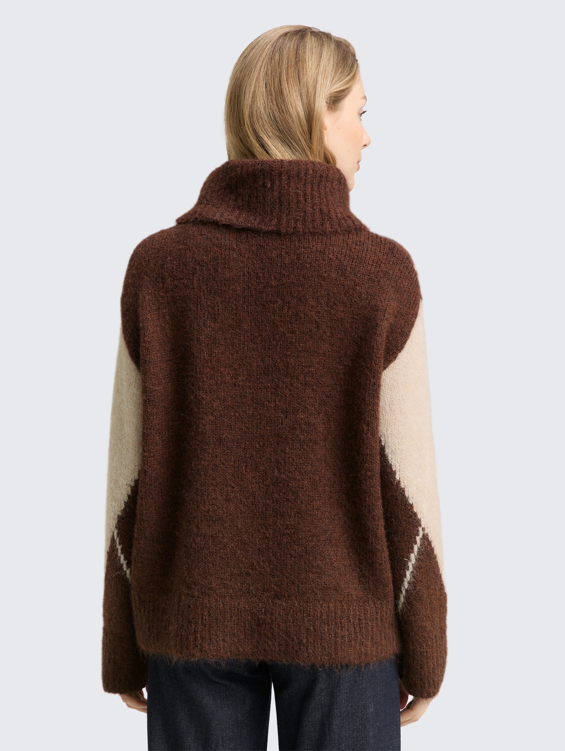 Oversize Rollkragenpullover mit Wollanteil - brown blue argyle knit dsign