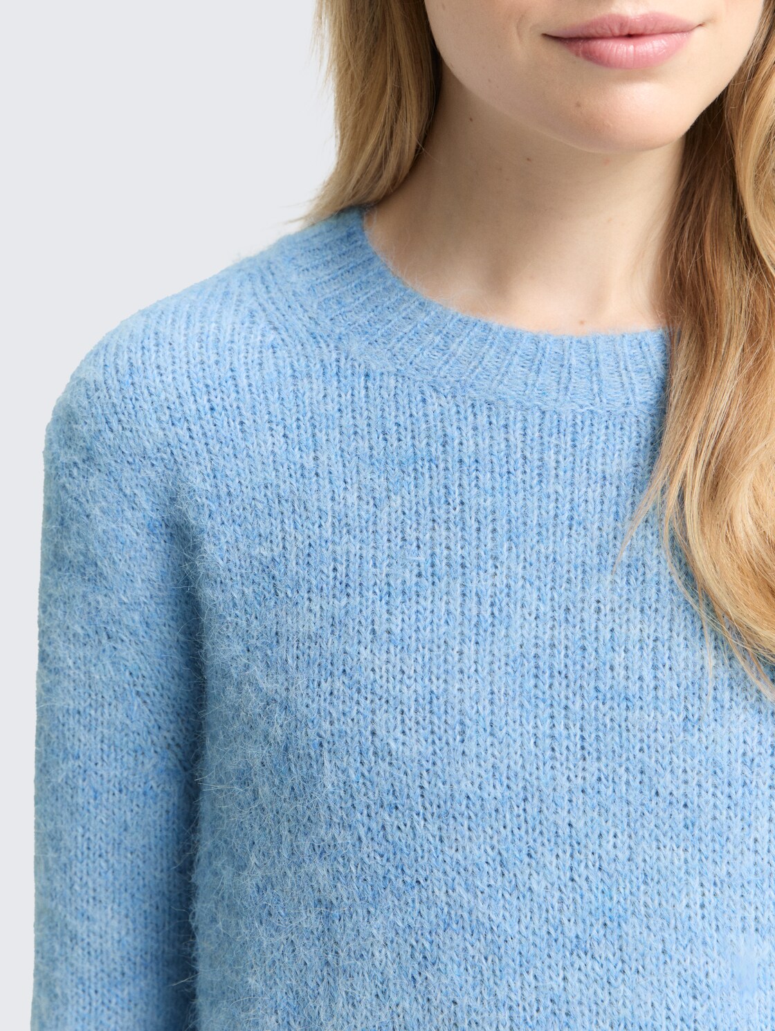 Strickpullover mit Wollanteil - light fjord blue melange - Detail-Model-Ansicht