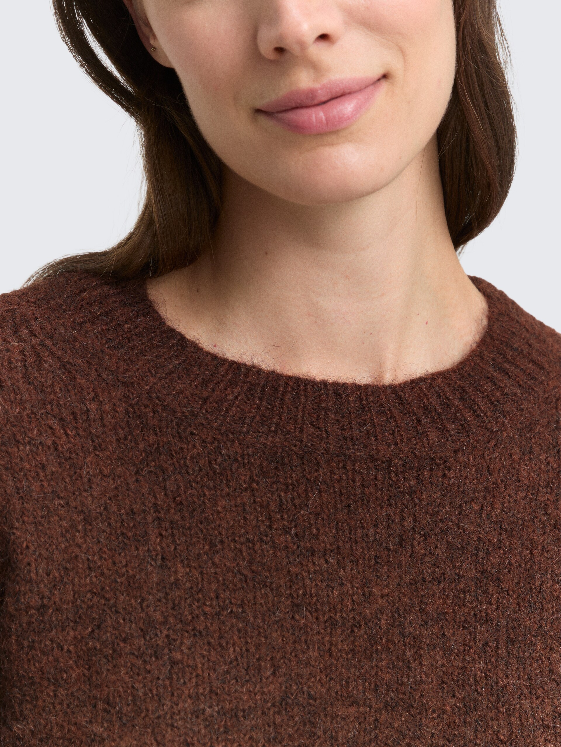 Strickpullover mit Wollanteil - dark pecan brown melange - Detail-Model-Ansicht