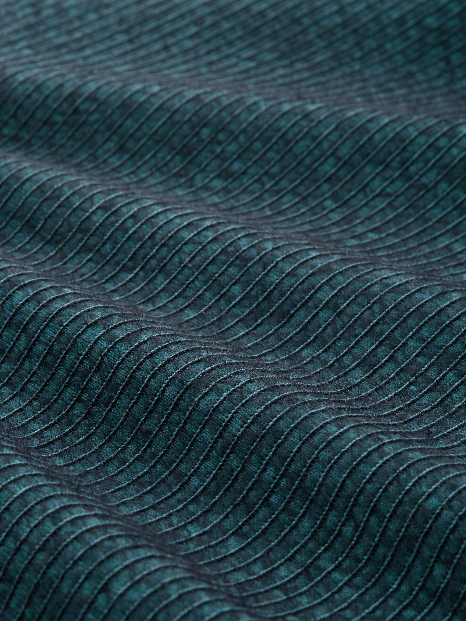 Strickpullover aus Federgarn - teal stripe with featheryarn - Material-Ansicht