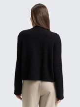 Vest van verengaren - black stripe with featheryarn