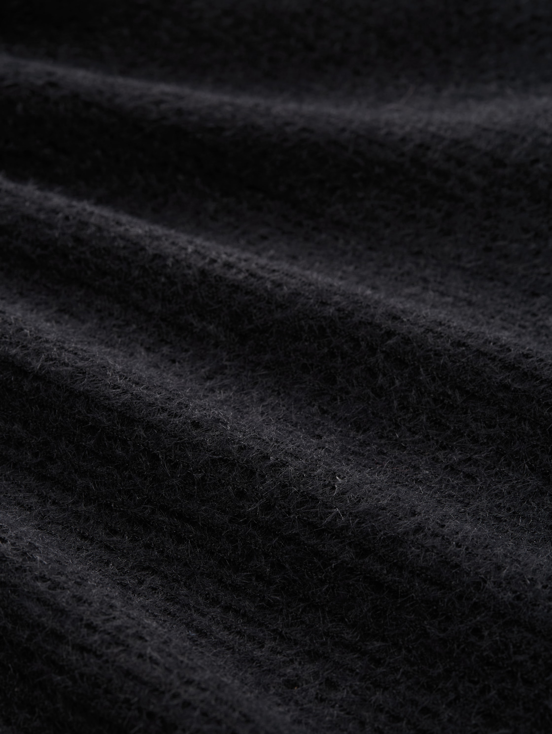 Cardigan aus Federgarn - black_stripe_with_featheryarn - 