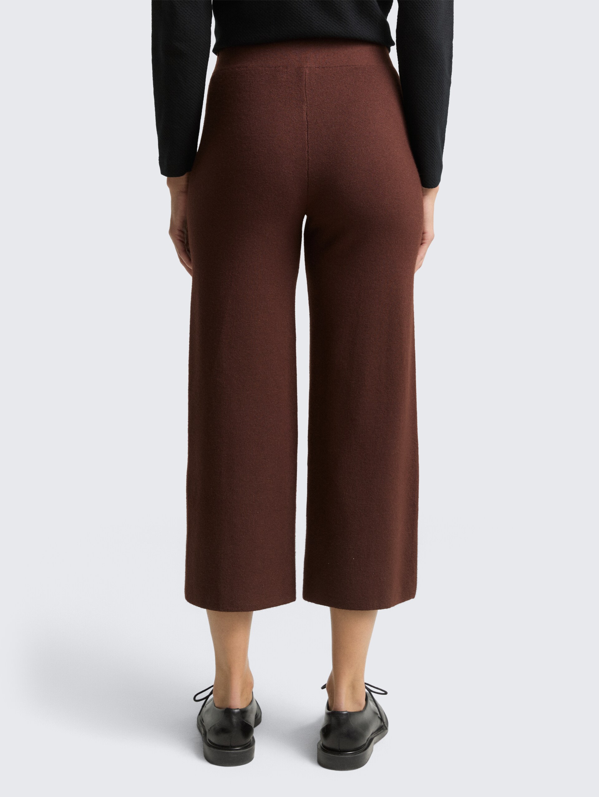 Culotte Strickhose - dark pecan brown melange - Auschnitt Model-Rückansicht