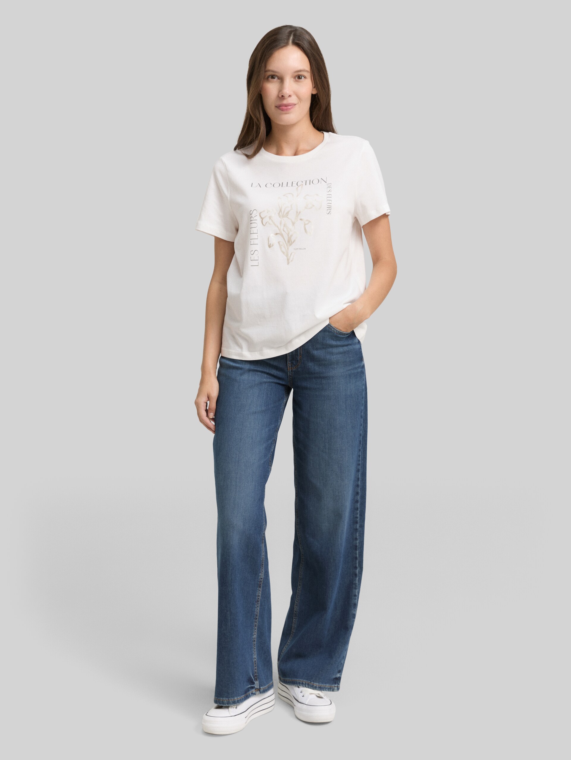 T-Shirt mit Print - Whisper White - Model-Vorderansicht