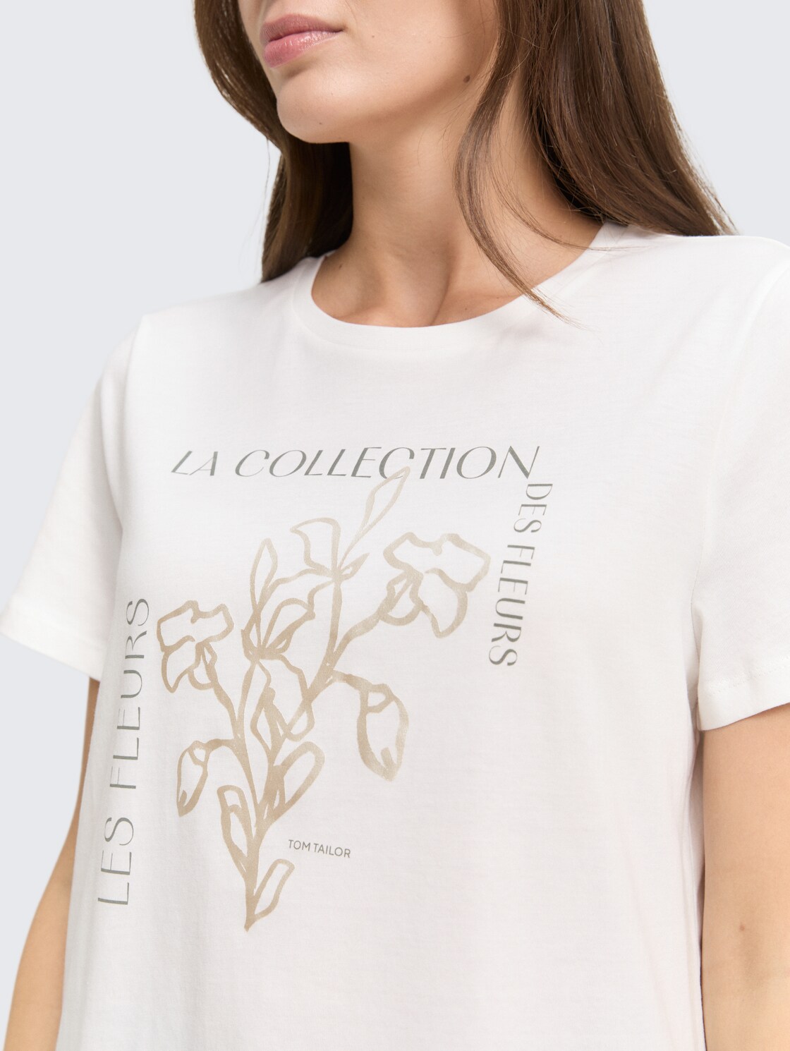 T-Shirt mit Print - Whisper White - Detail-Model-Ansicht