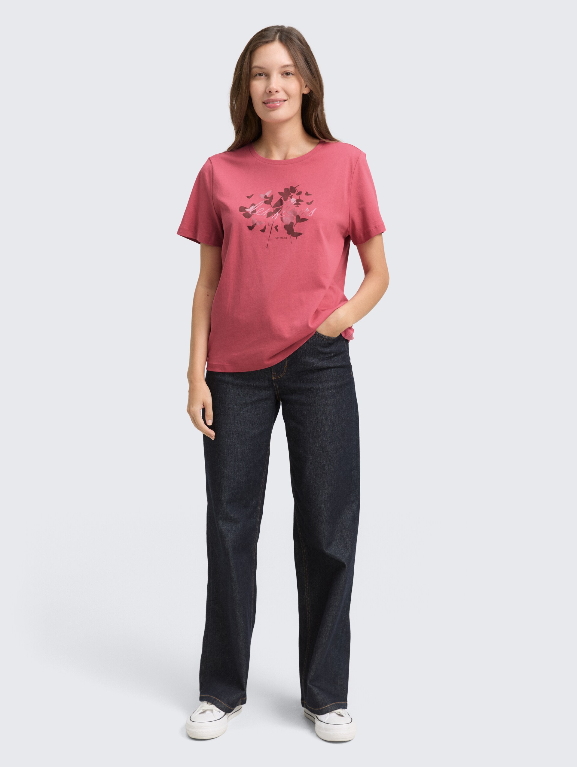 T-Shirt mit Print - cozy pink - Model-Vorderansicht
