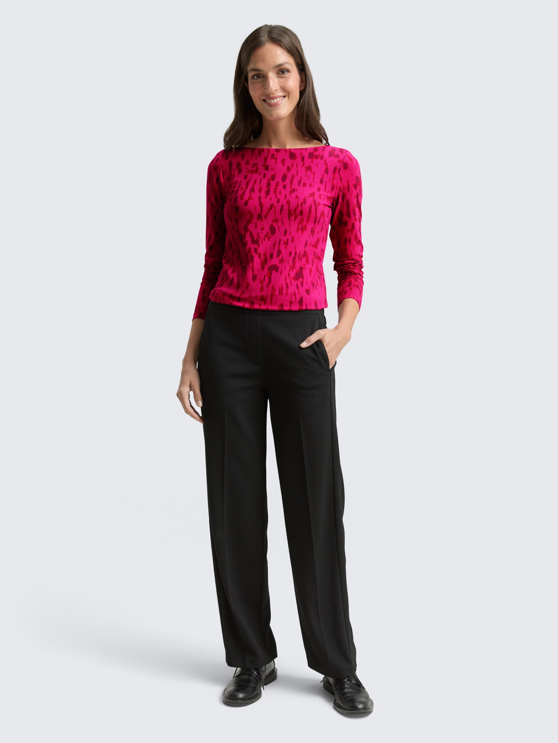 Shirt met lange mouwen met patroon - pink sparkle design - Model vooraanzicht