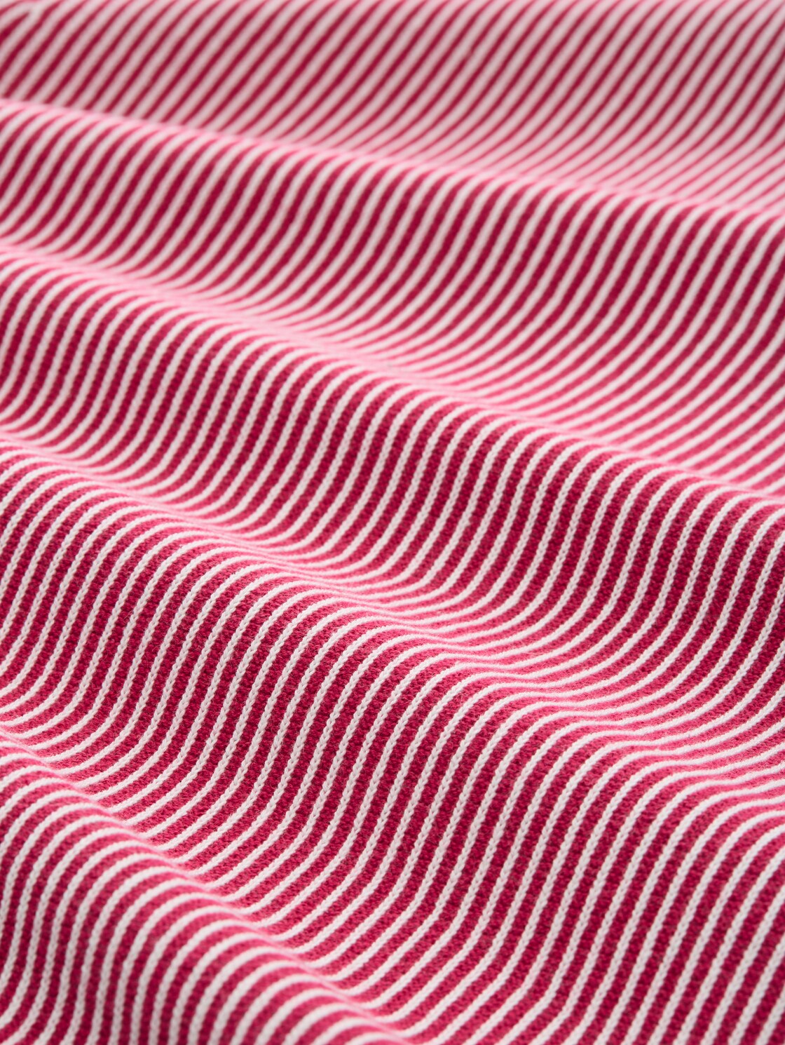 Strickpullover mit Rundhalsausschnitt - pink plaited knit - Material-Ansicht