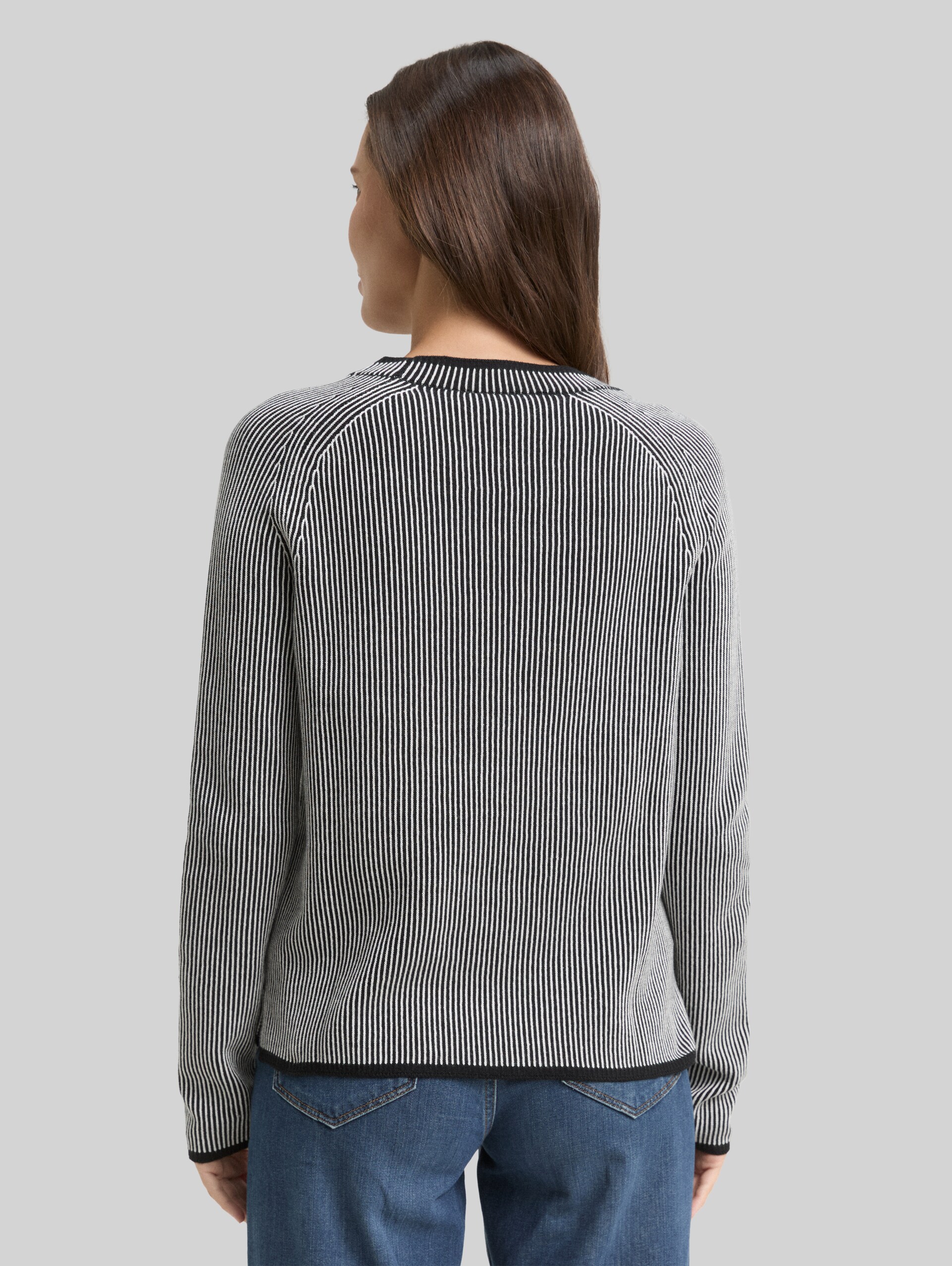 Knitted jumper - black white plaited knit