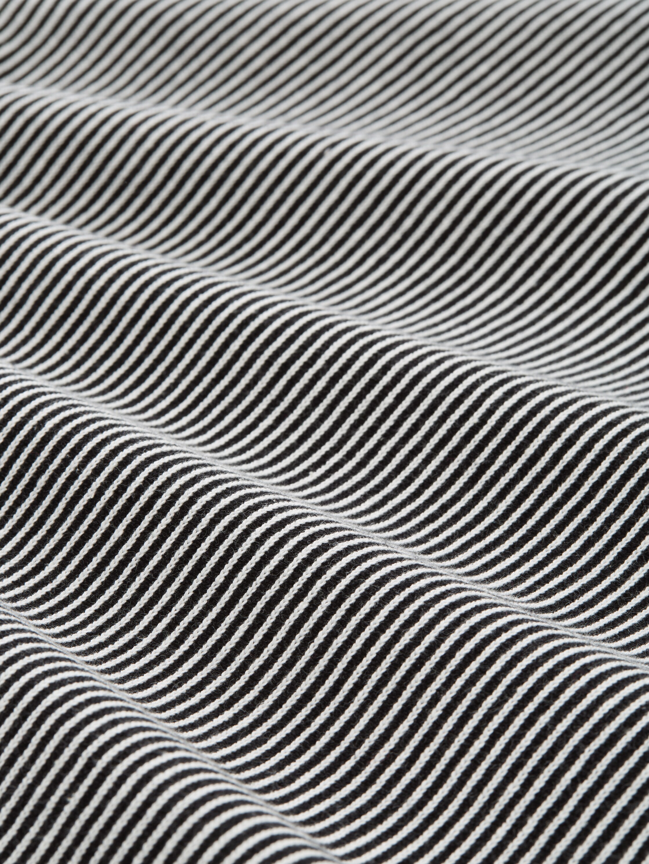 Knitted jumper with round neck - black_white_plaited_knit - 